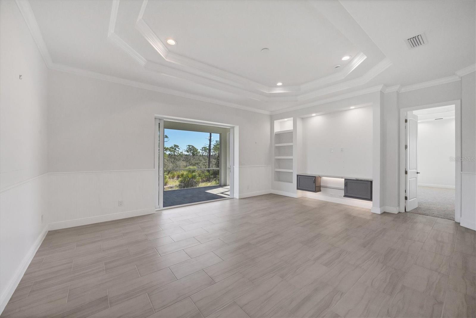 Image 9 of 39 For 8936 Conch Avenue