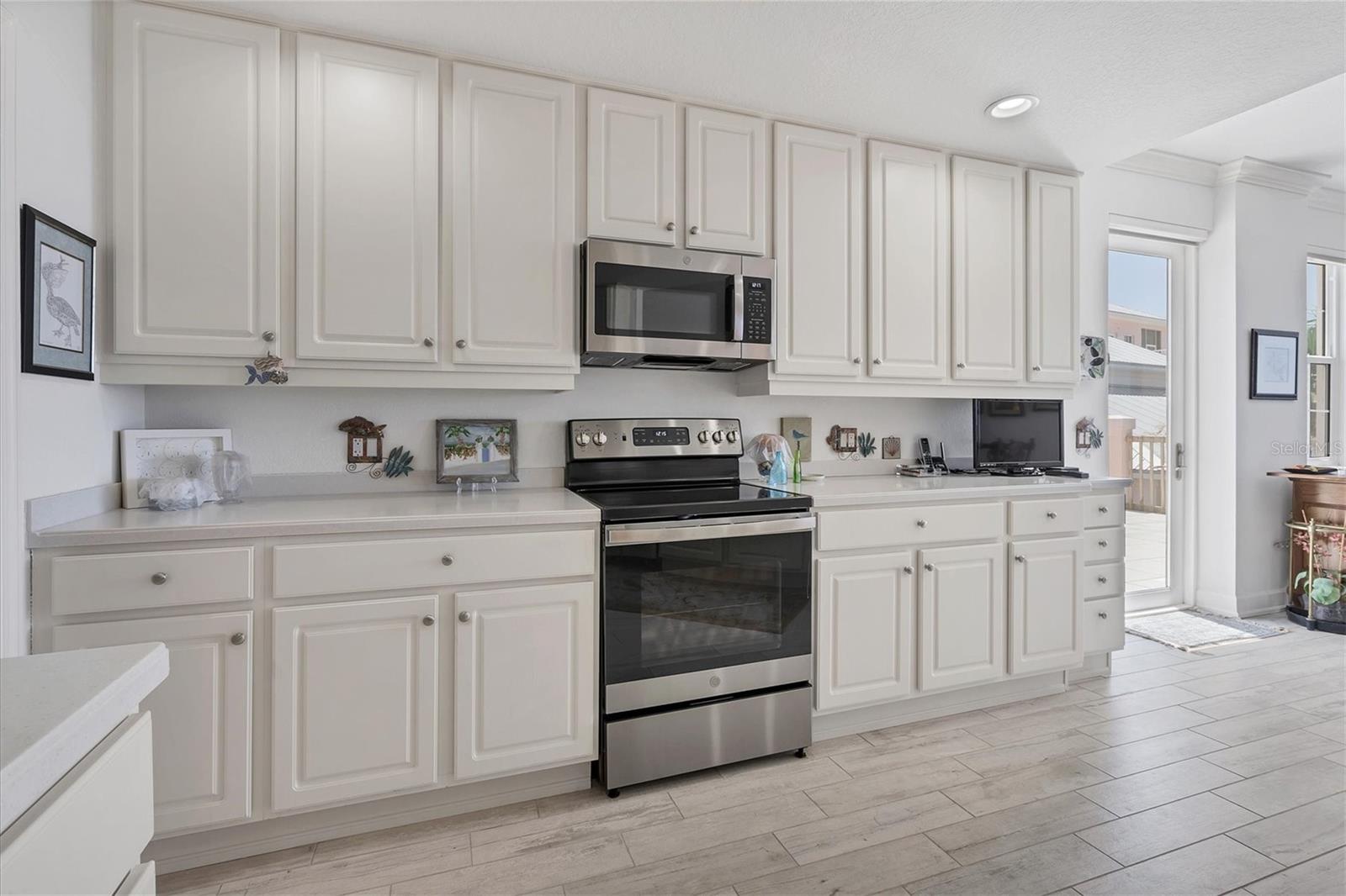 Image 17 of 33 For 13313 Gasparilla Road C501 & Sli