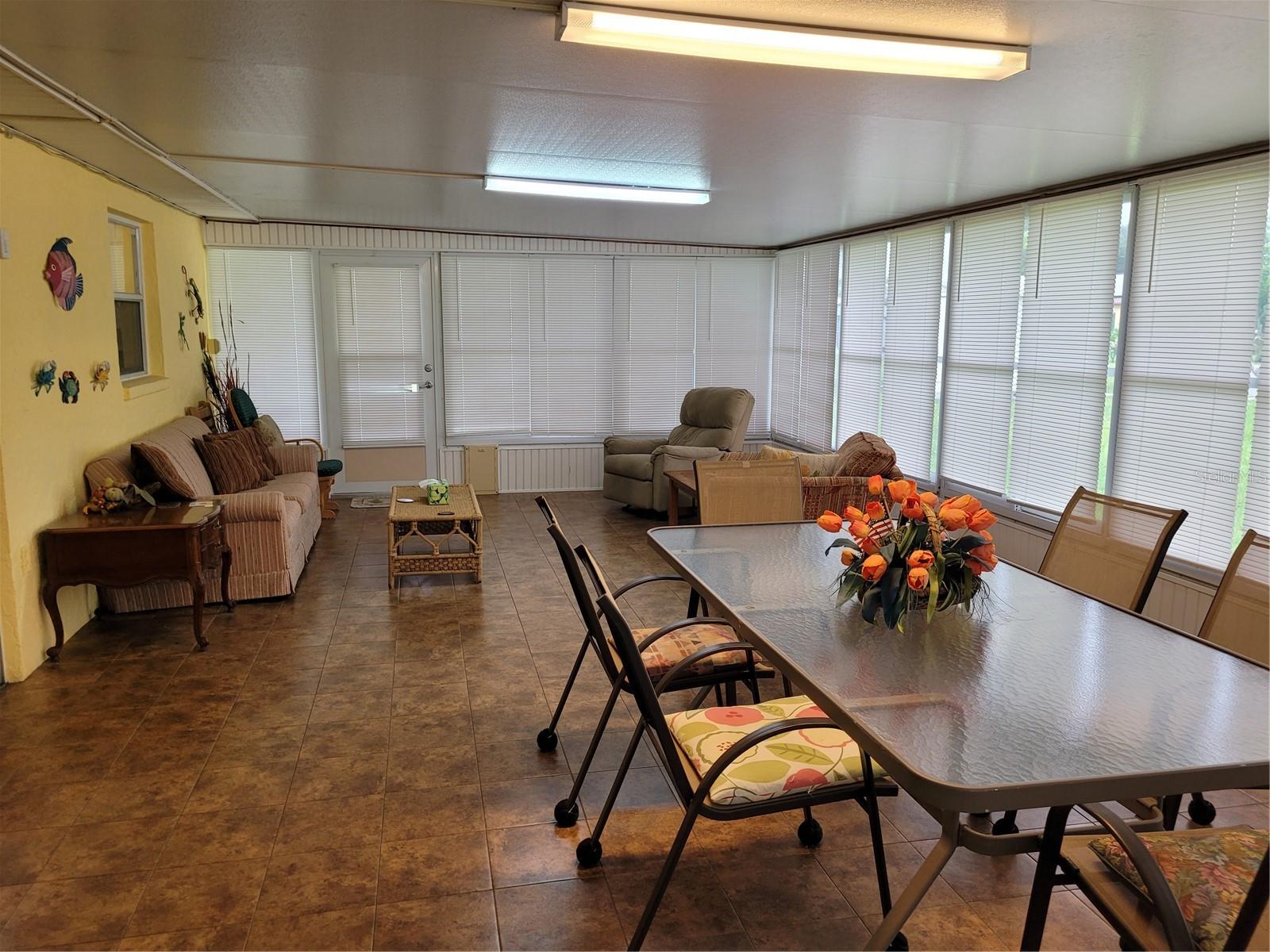 Image 19 of 24 For 13288 Fowler Avenue