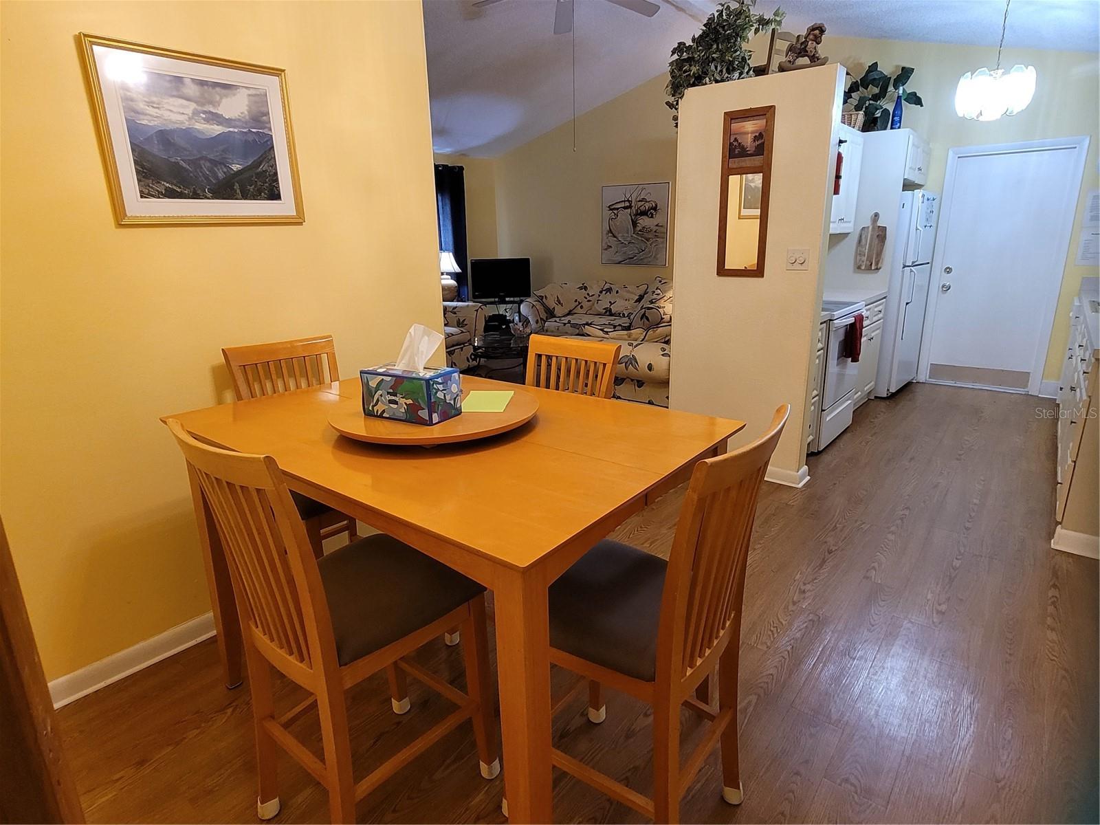 Image 4 of 24 For 13288 Fowler Avenue