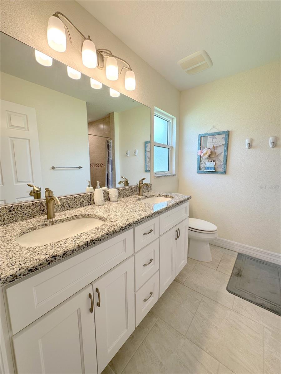 Image 10 of 19 For 5153 Bayley Street