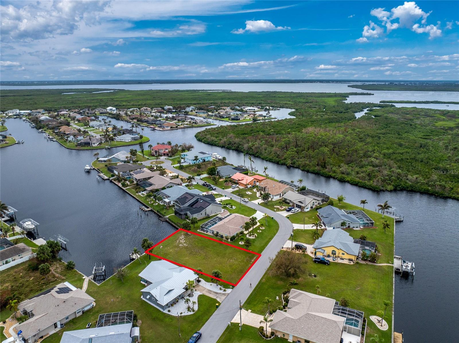 Image 2 of 8 For 17131 Galleon Terrace