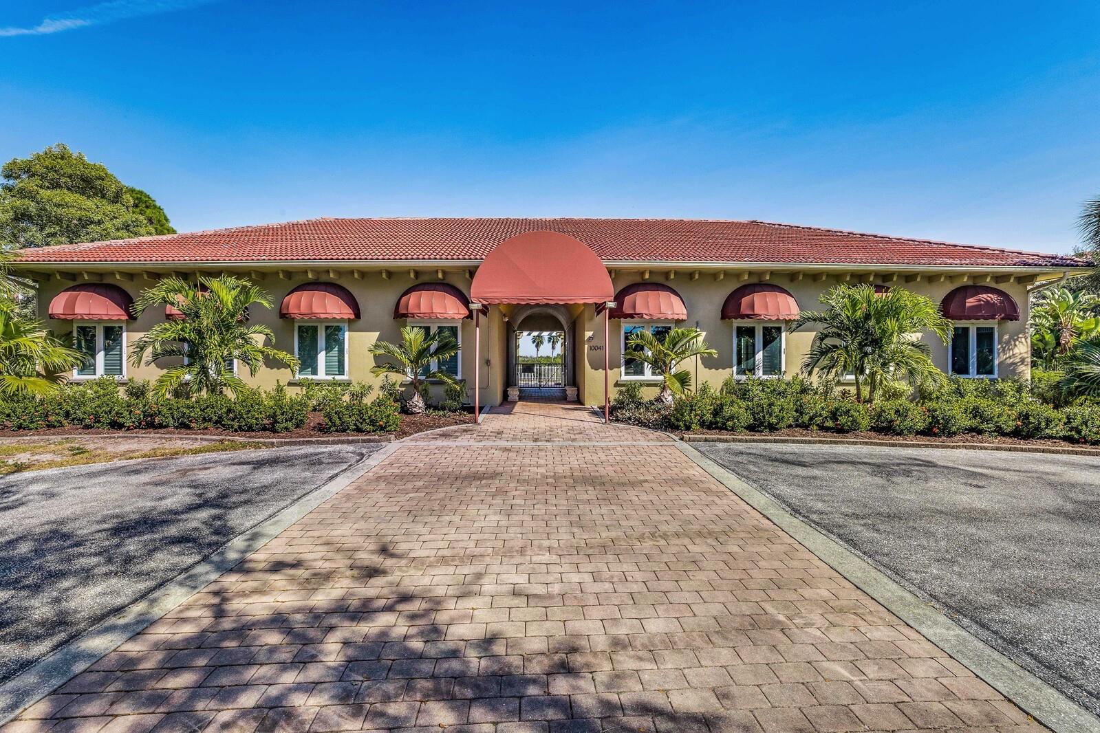 Image 22 of 28 For 10055 Links Lane 206