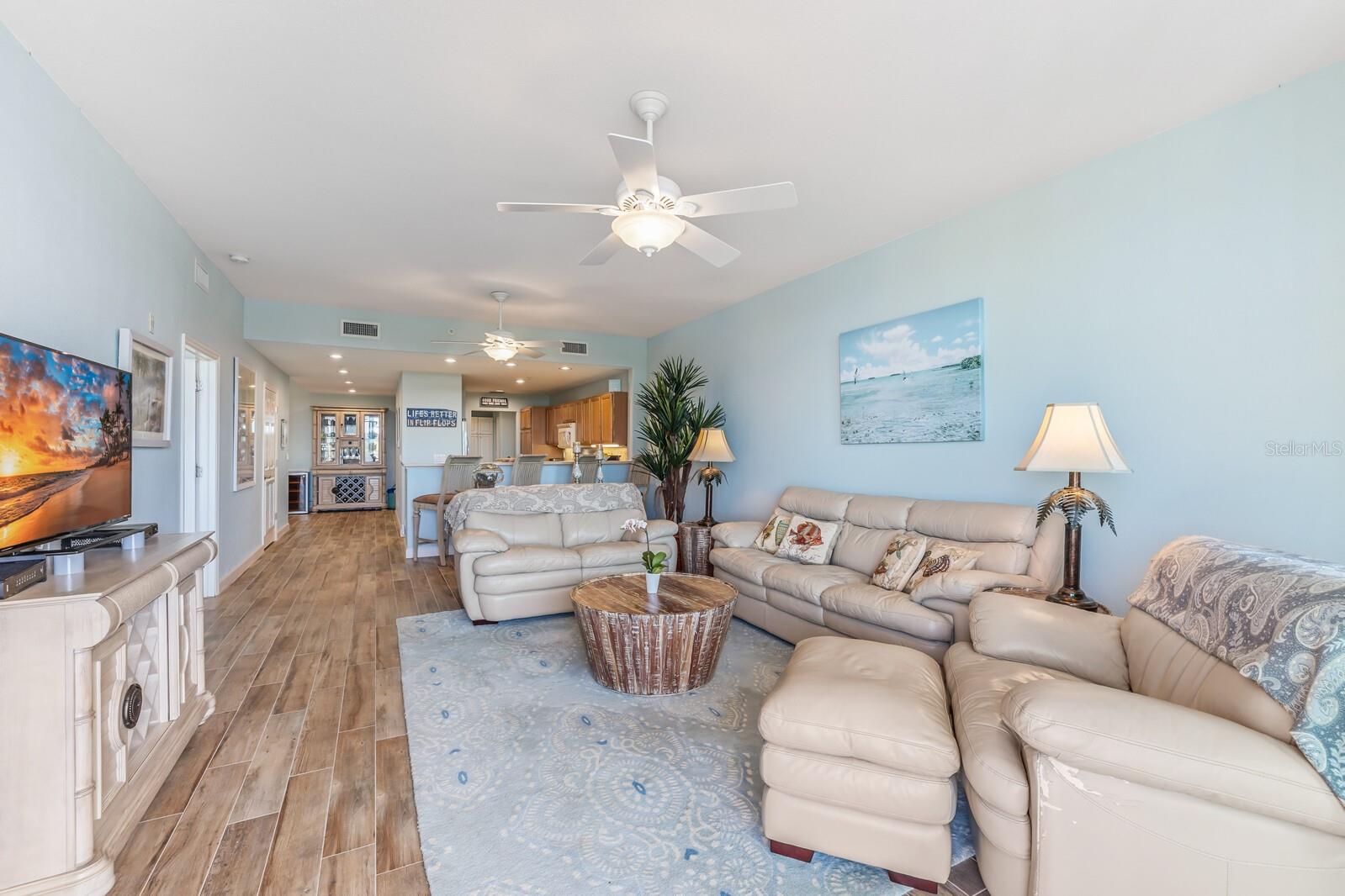 Image 6 of 28 For 10055 Links Lane 206