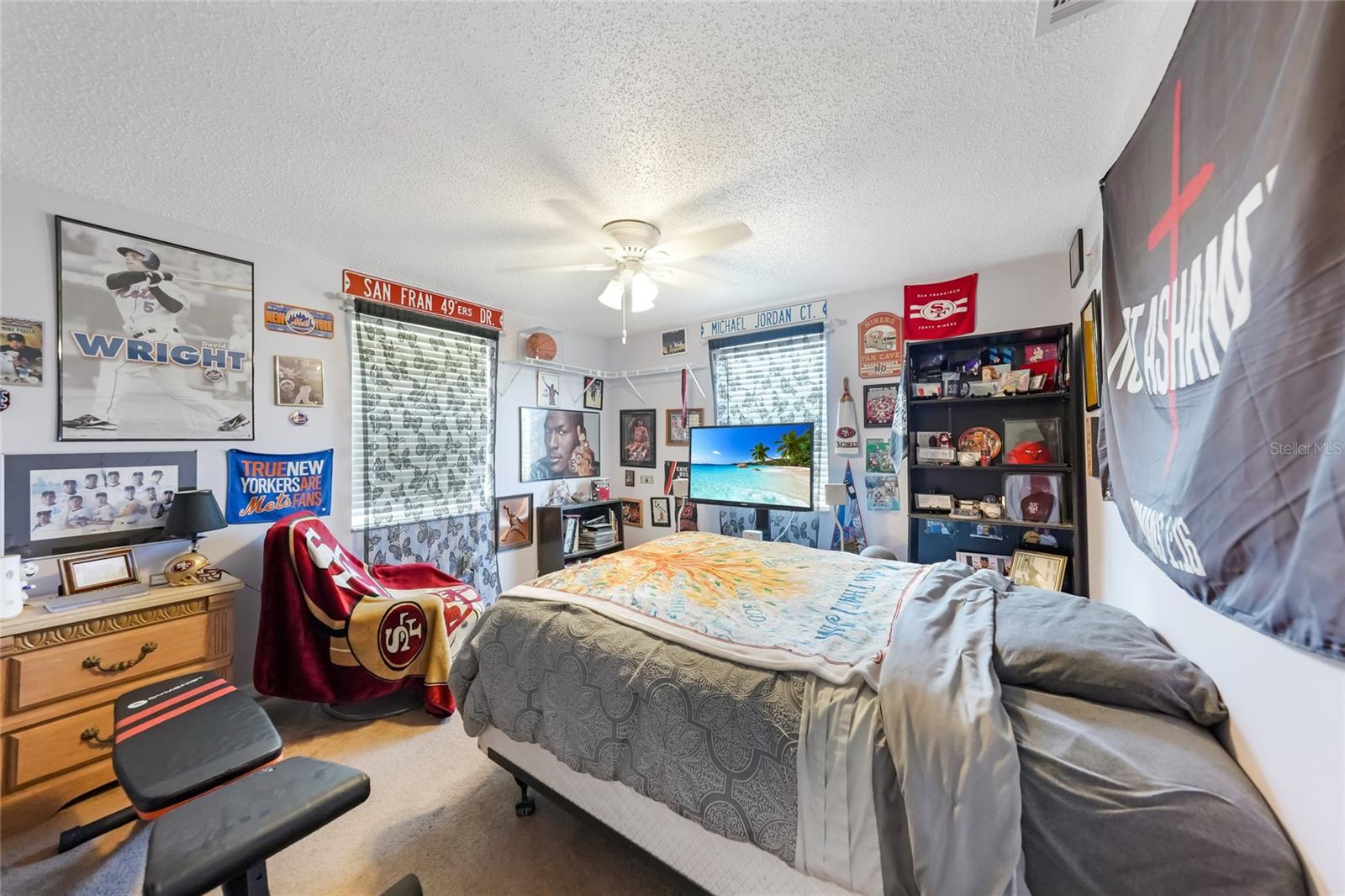 Image 16 of 41 For 948 Tropical Avenue Nw