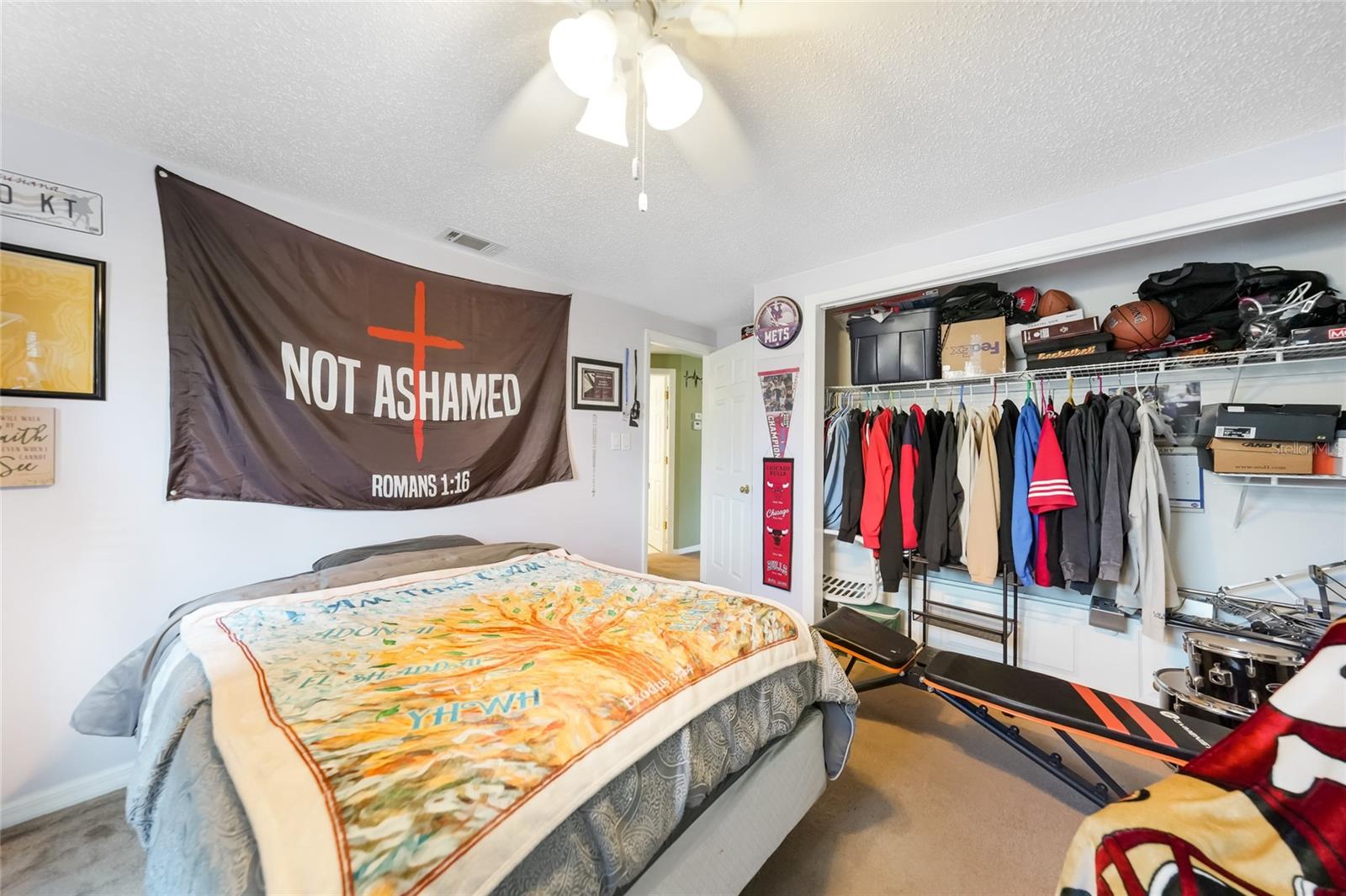 Image 18 of 41 For 948 Tropical Avenue Nw