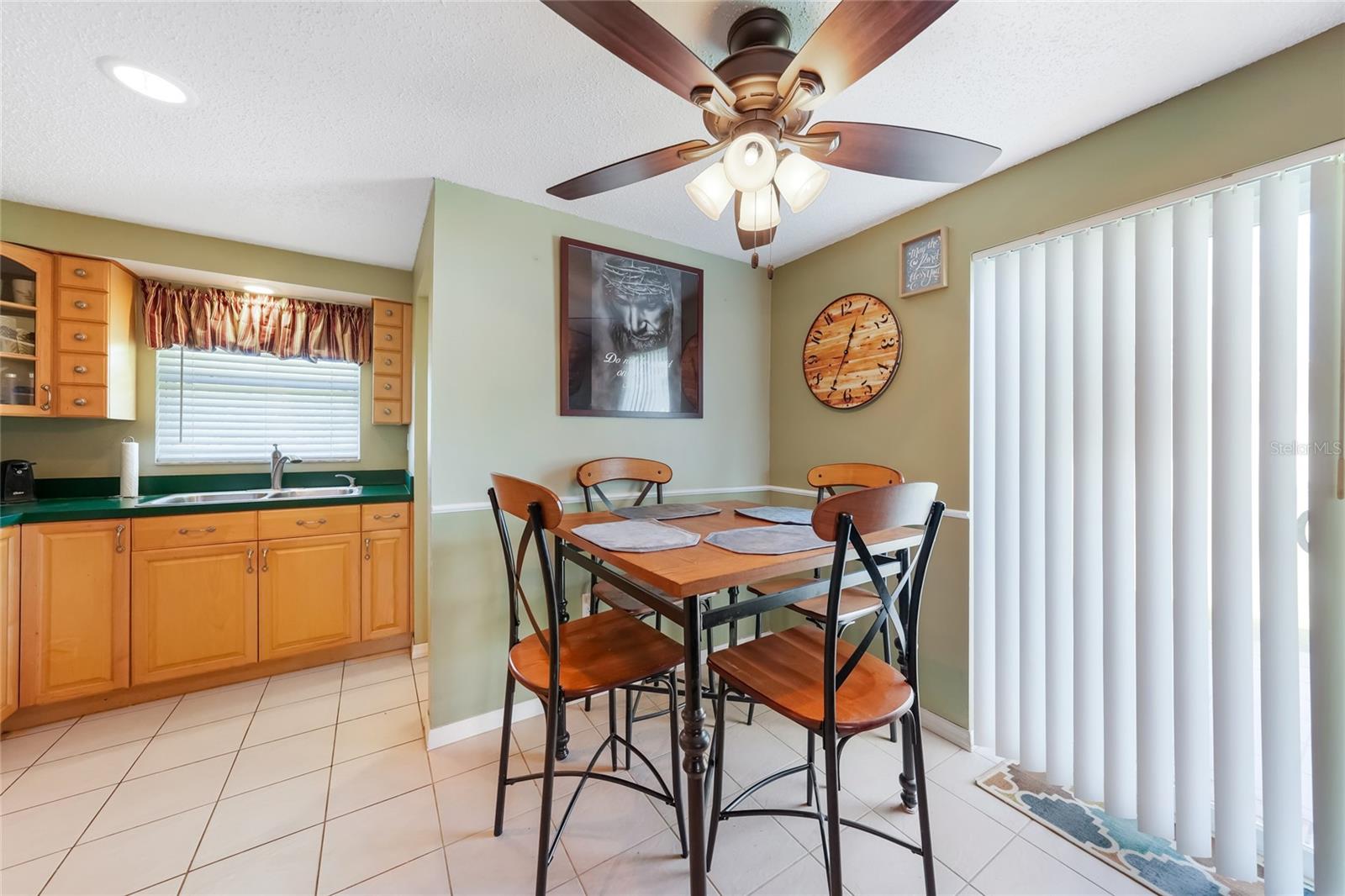 Image 8 of 41 For 948 Tropical Avenue Nw