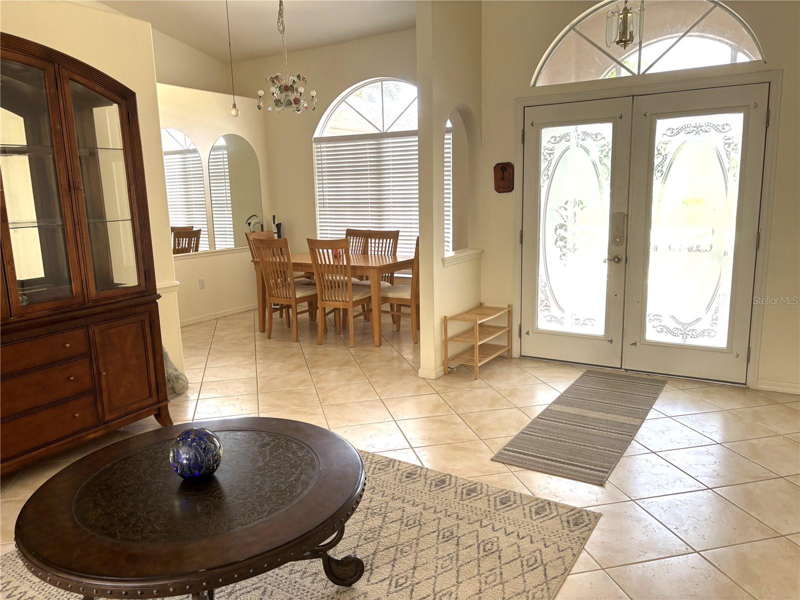 Image 11 of 34 For 257 Broadmoor Lane