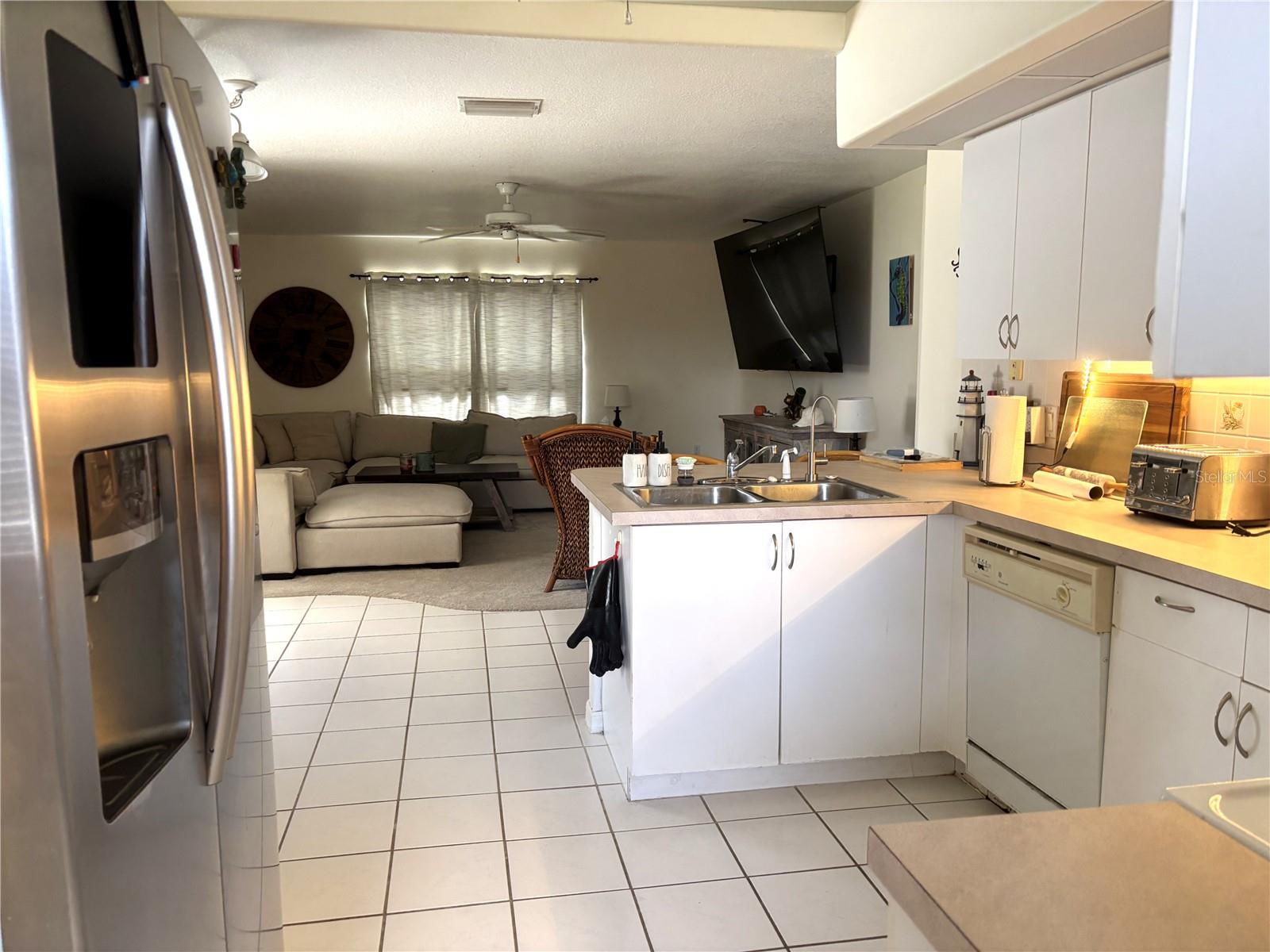 Image 13 of 34 For 257 Broadmoor Lane