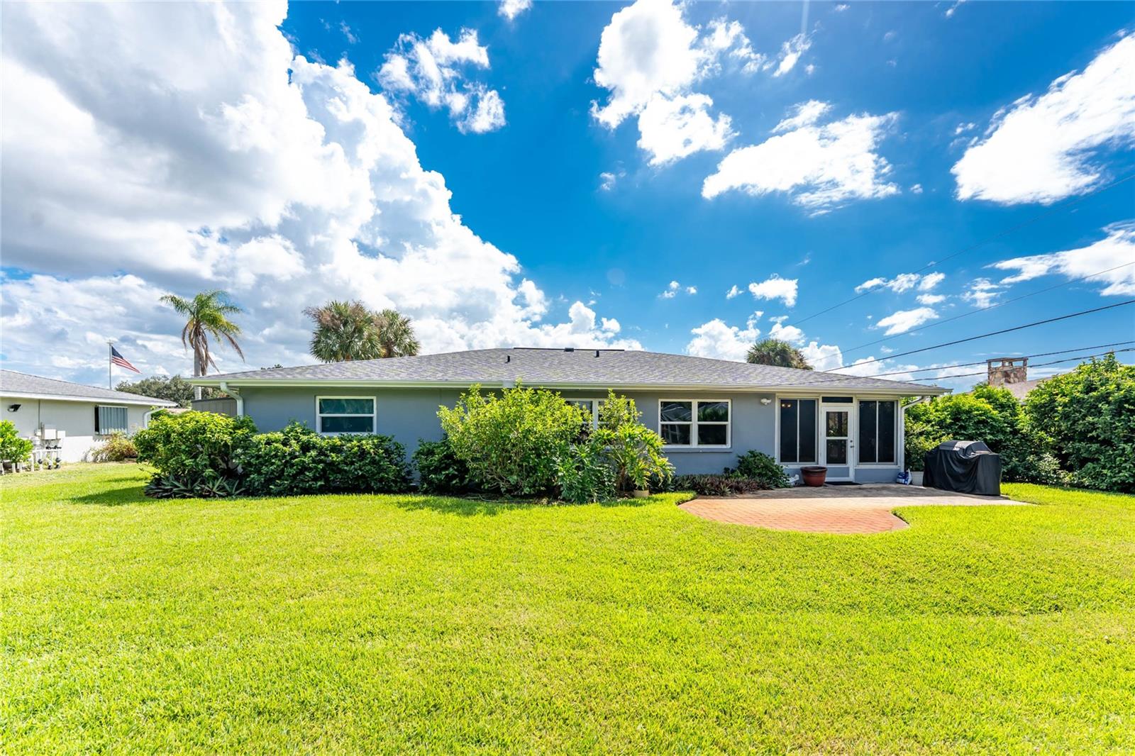 Image 43 of 52 For 1040 Oleander Street