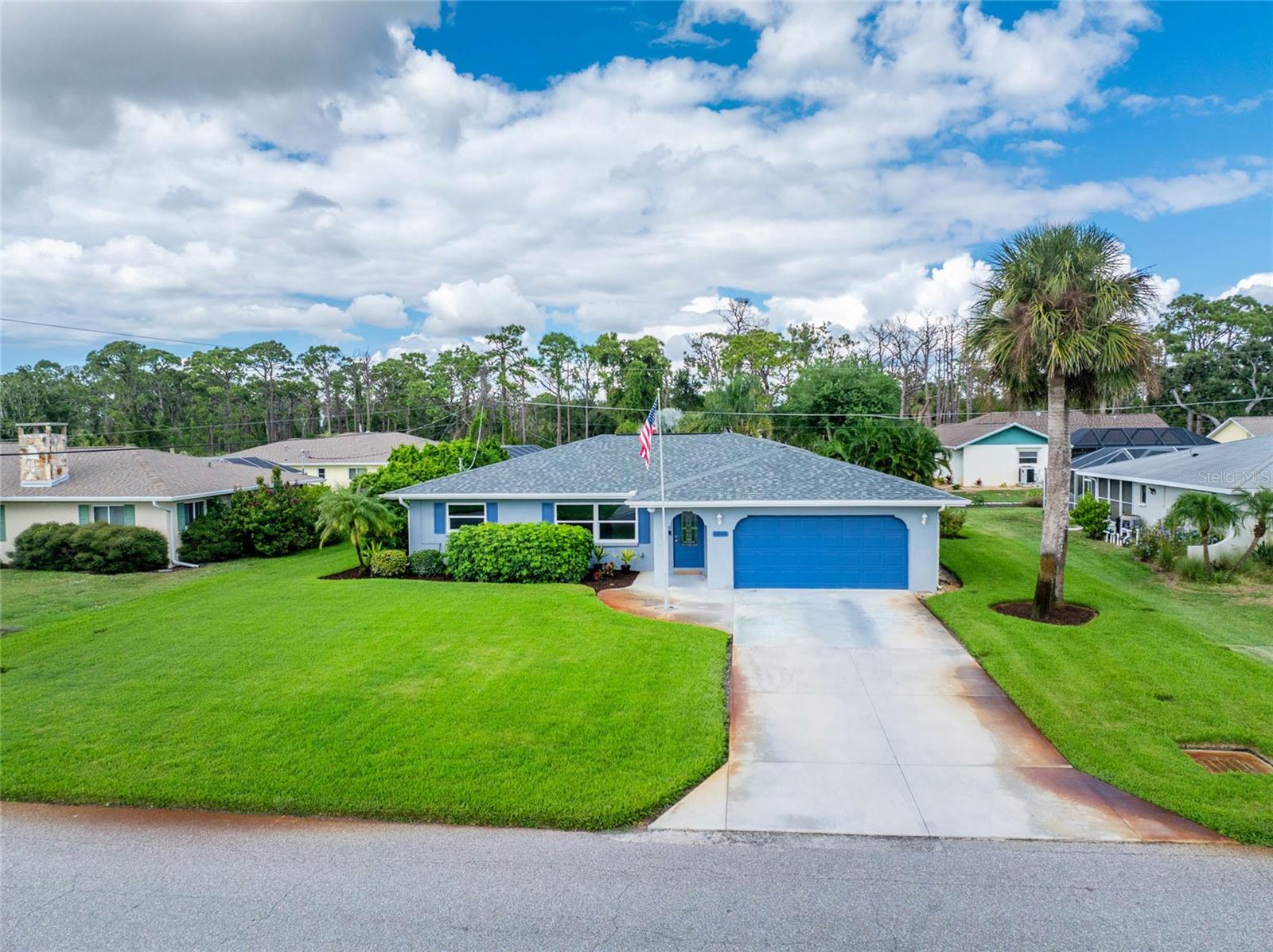 Image 44 of 52 For 1040 Oleander Street