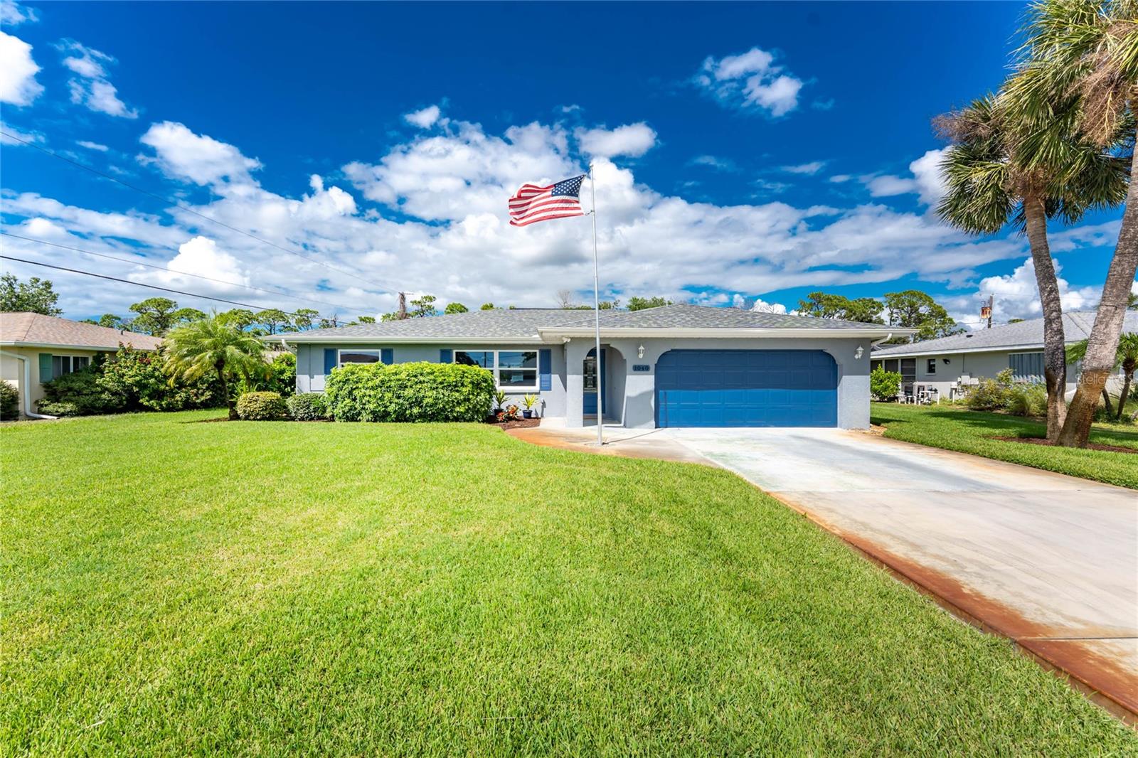 Image 7 of 52 For 1040 Oleander Street