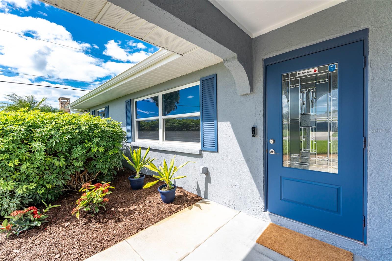 Image 8 of 52 For 1040 Oleander Street