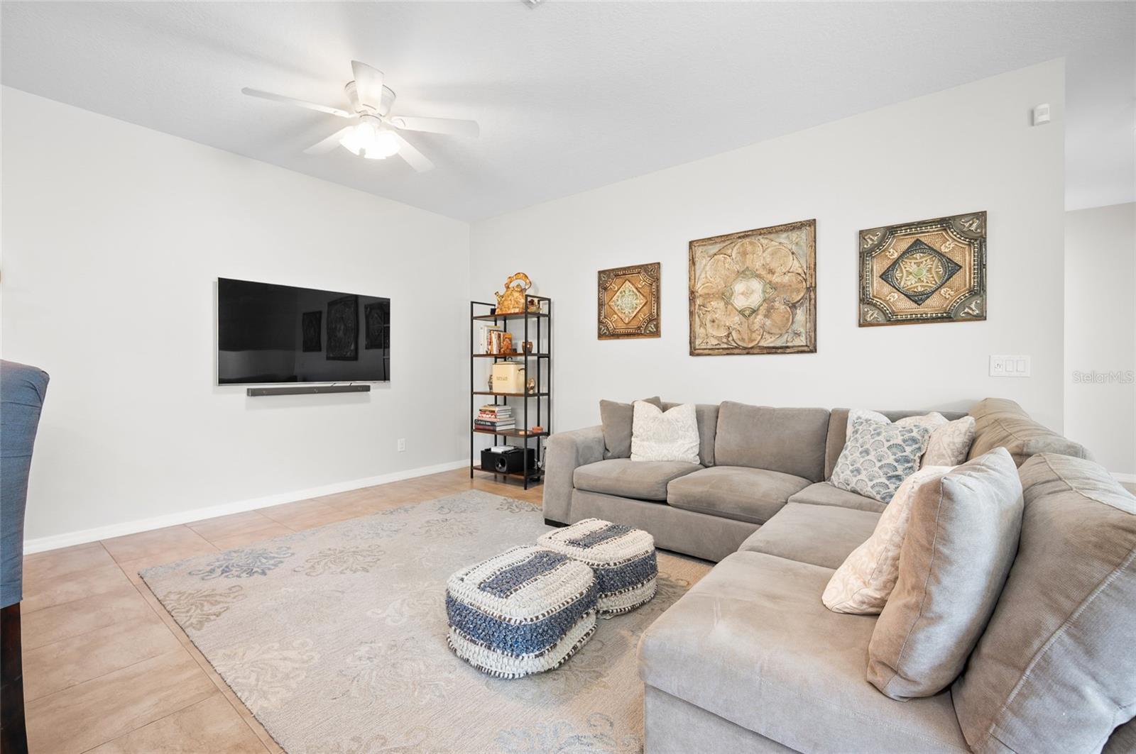 Image 10 of 40 For 28104 Pablo Picasso Drive