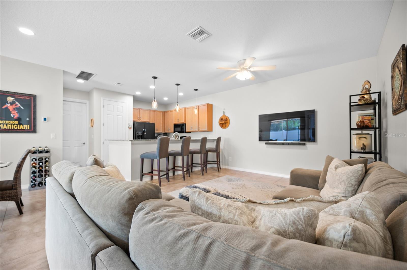 Image 11 of 40 For 28104 Pablo Picasso Drive