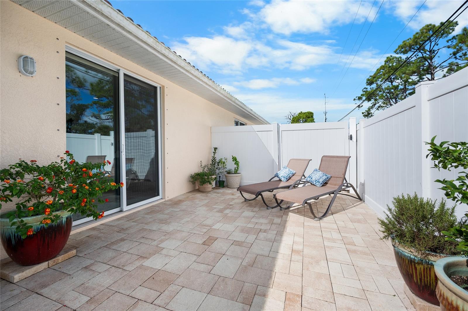 Image 20 of 40 For 28104 Pablo Picasso Drive