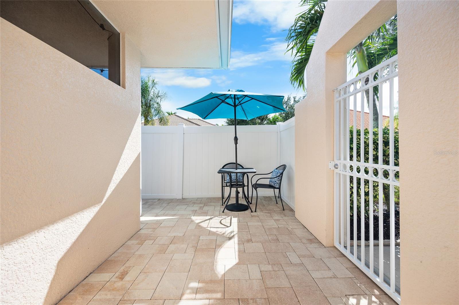 Image 26 of 40 For 28104 Pablo Picasso Drive