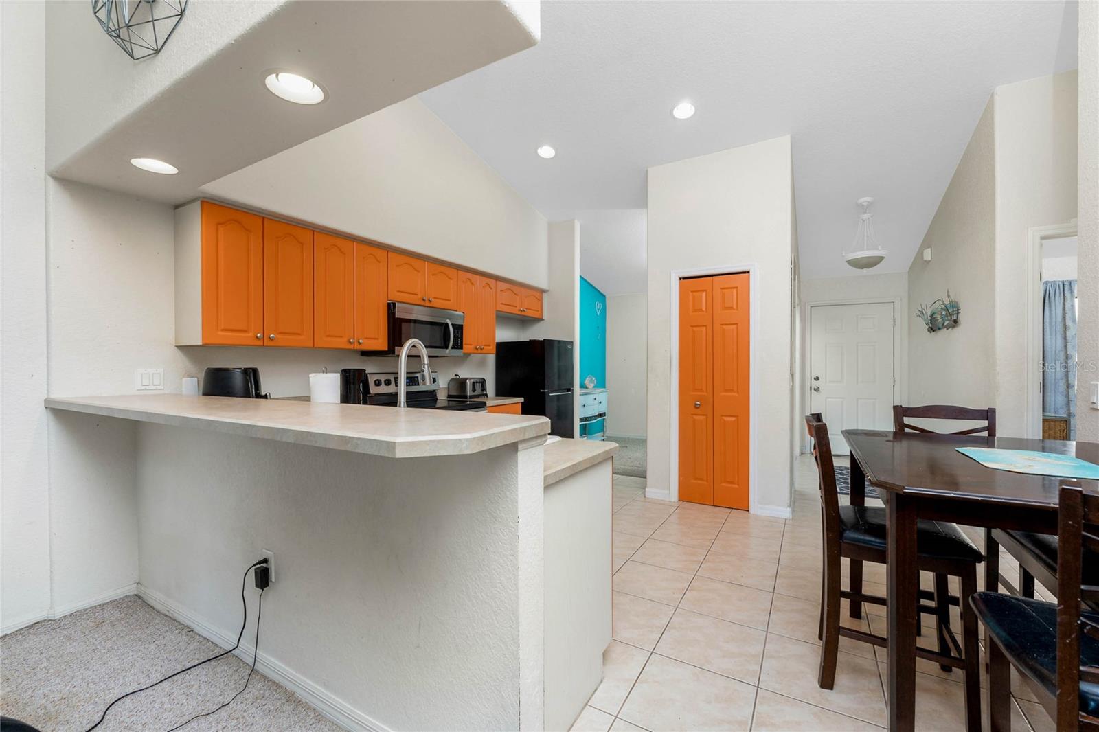 Image 11 of 46 For 231 Rotonda Boulevard W B2