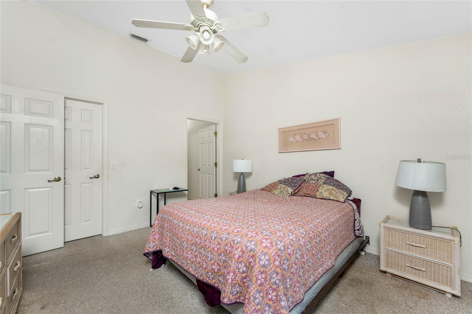 Image 18 of 46 For 231 Rotonda Boulevard W B2