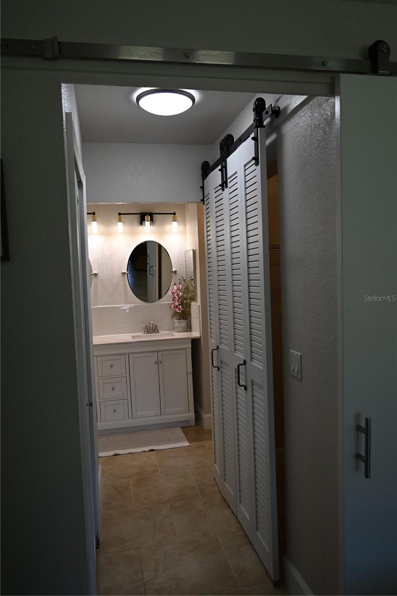 Image 15 of 60 For 5378 Dunsmuir Road