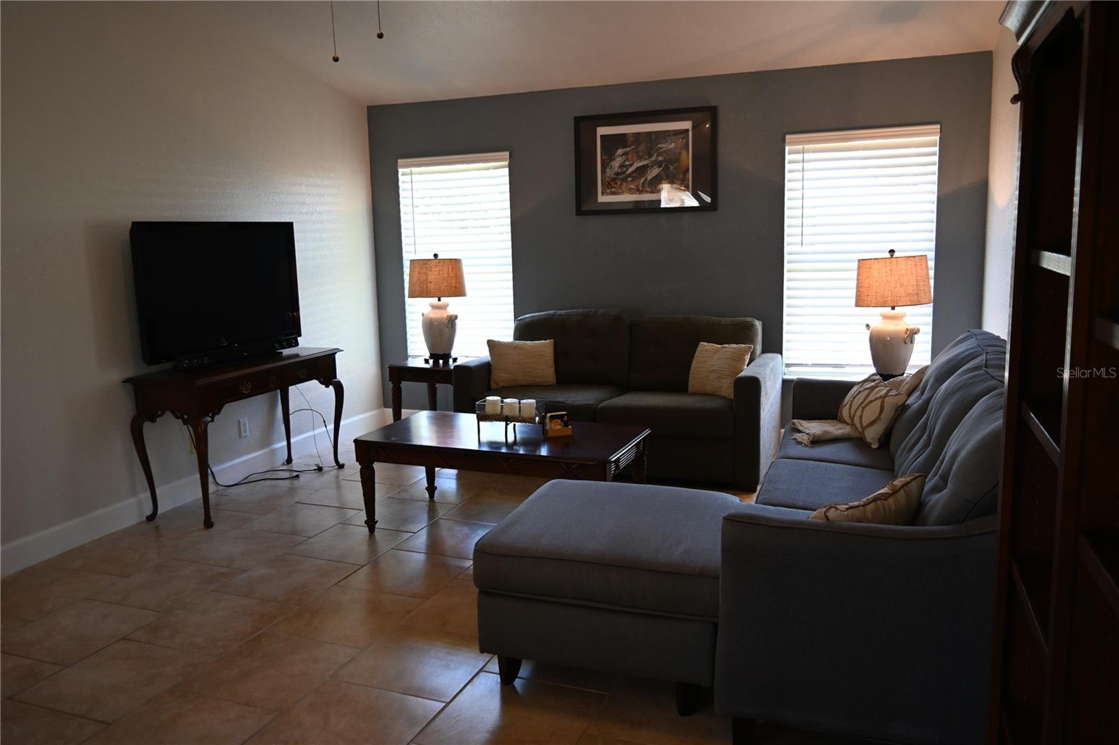 Image 31 of 60 For 5378 Dunsmuir Road