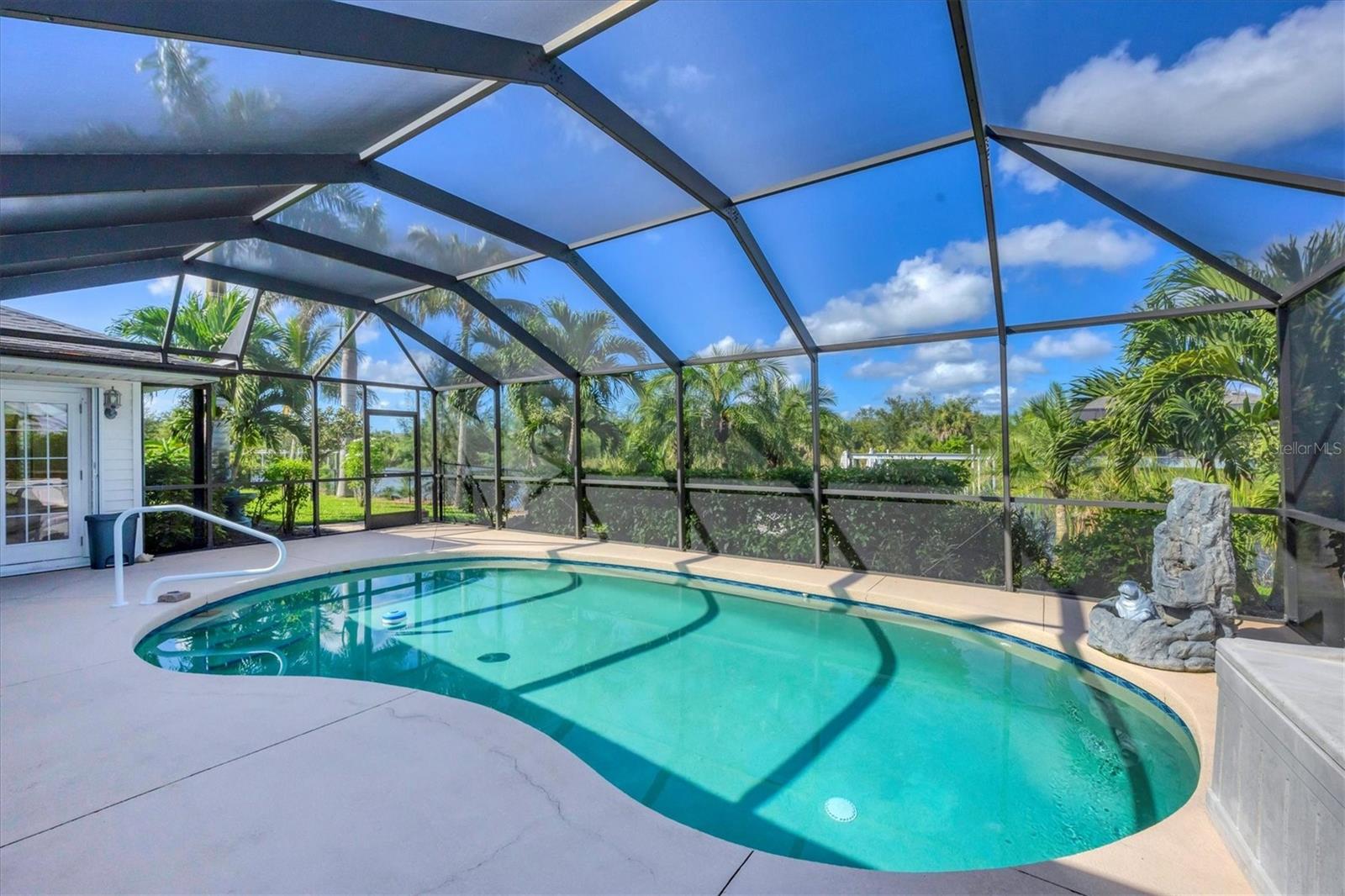 Image 29 of 35 For 14494 Lillian Circle