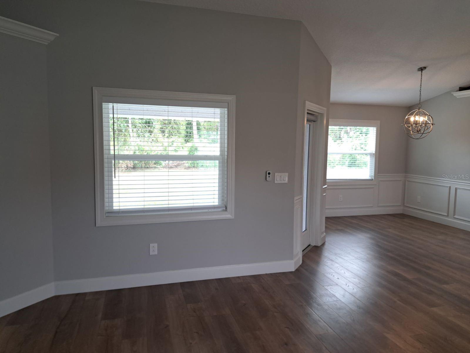 Image 3 of 20 For 2819 Yacolt Avenue