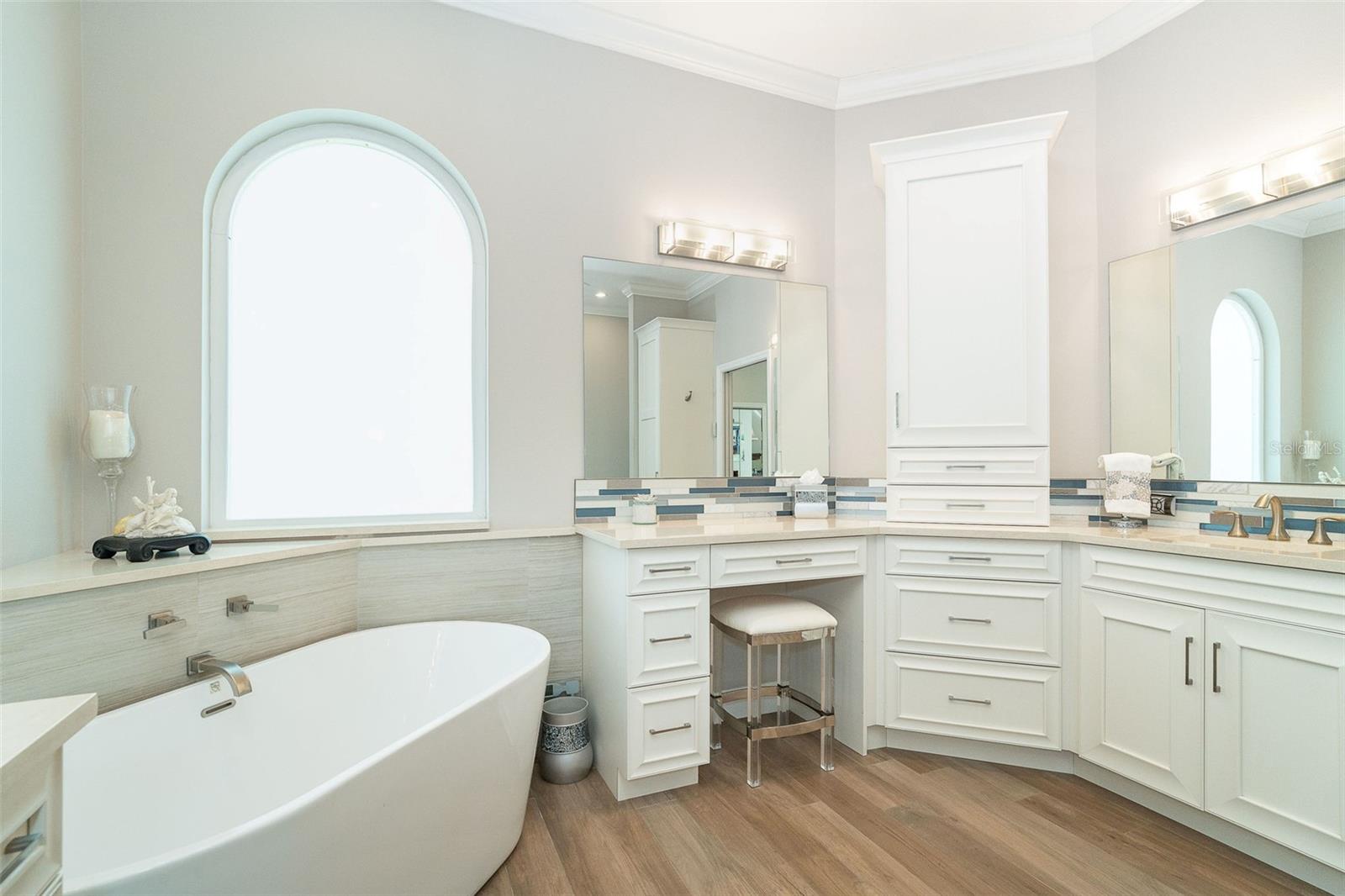 Image 44 of 86 For 1 Cayman Isles Boulevard