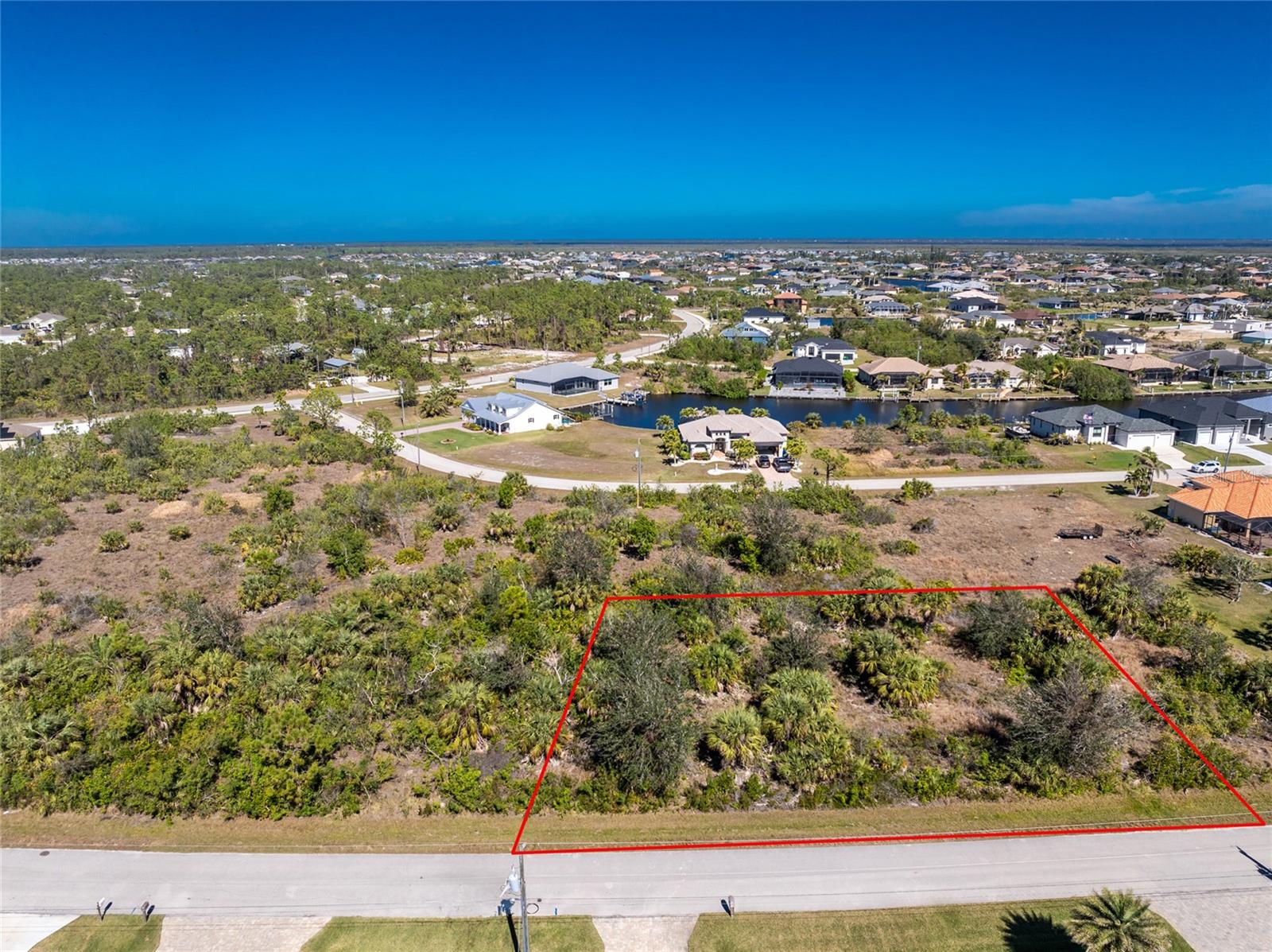 Image 3 of 11 For 15453 And 15461 Alsask Circle