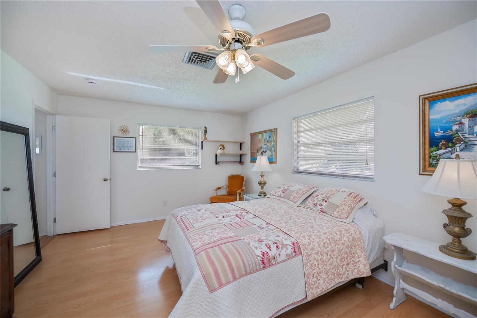 Image 27 of 59 For 1311 Washington Drive