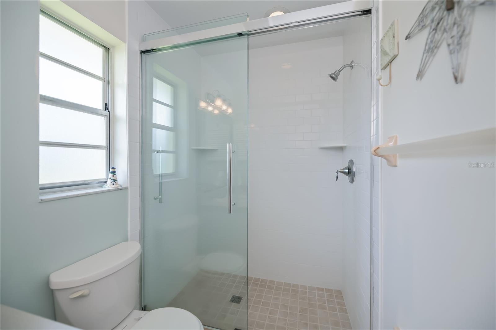 Image 31 of 59 For 1311 Washington Drive