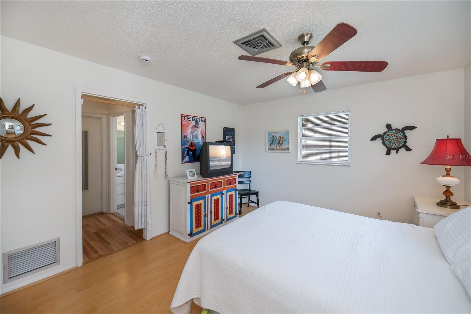 Image 35 of 59 For 1311 Washington Drive