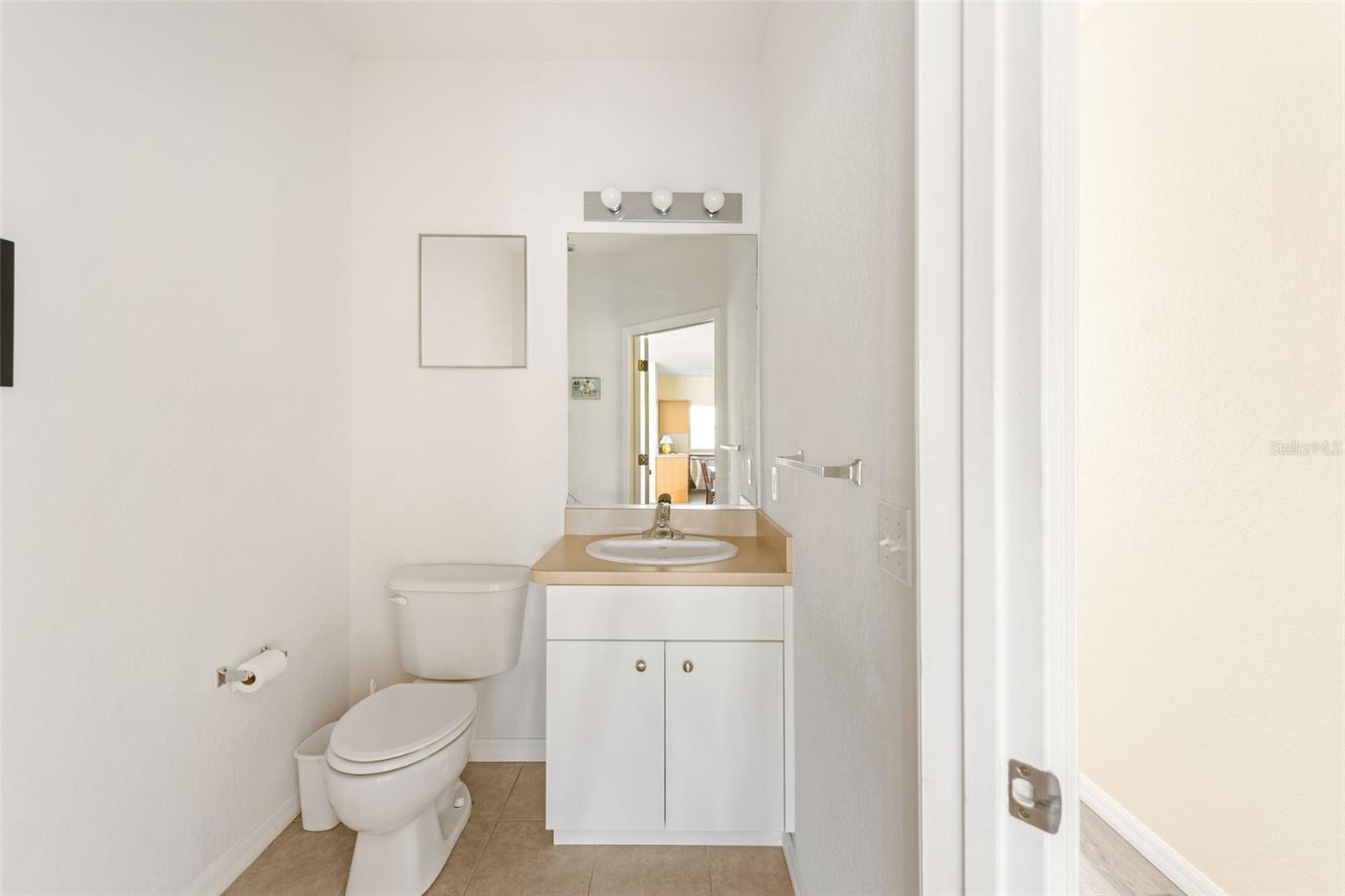 Image 27 of 94 For 3917 Cape Haze Dr  601