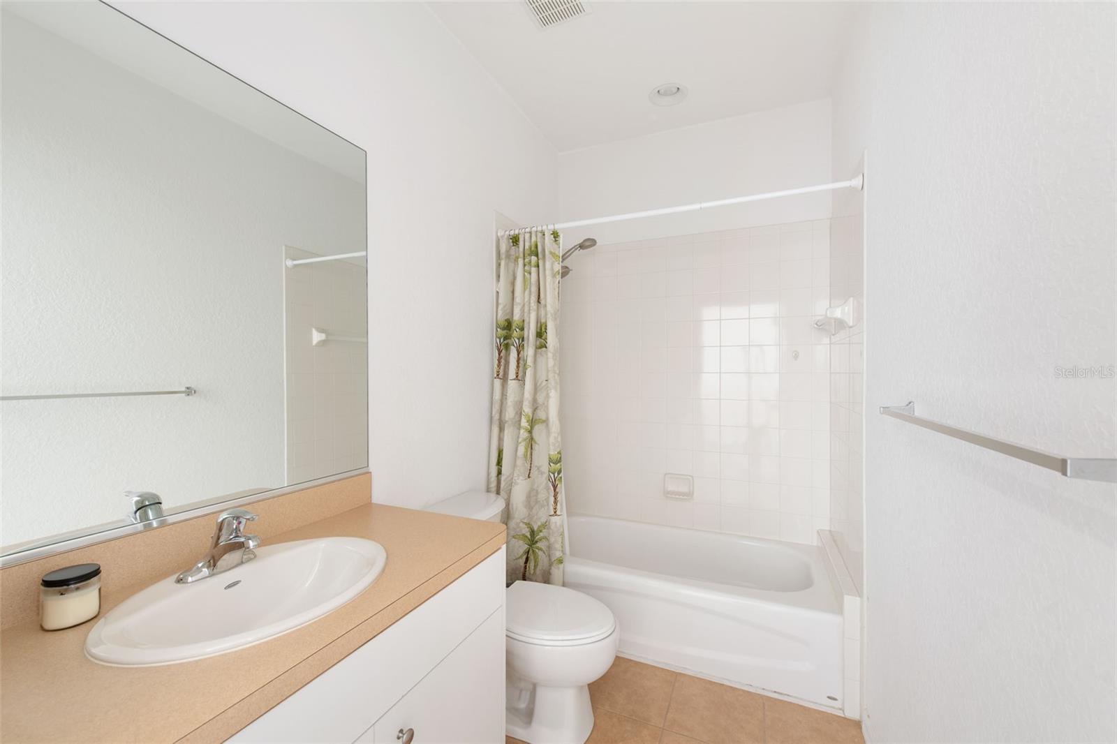 Image 43 of 94 For 3917 Cape Haze Dr  601