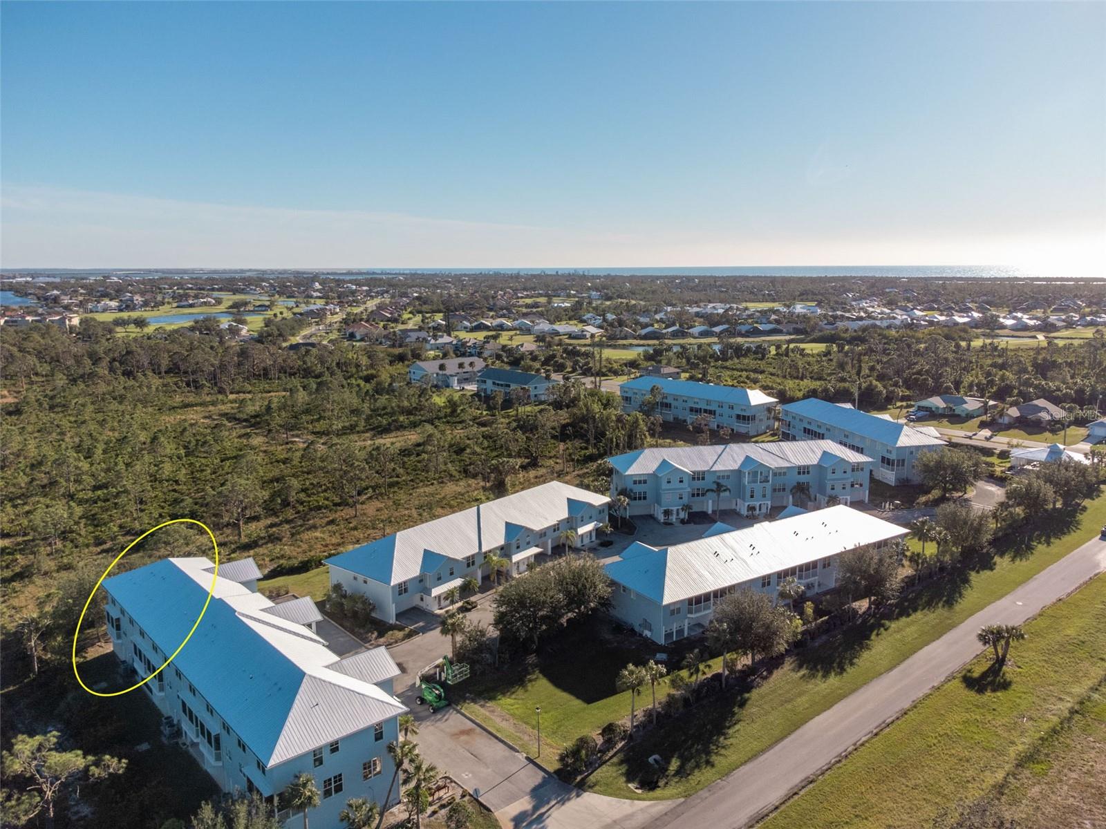 Image 6 of 94 For 3917 Cape Haze Dr  601