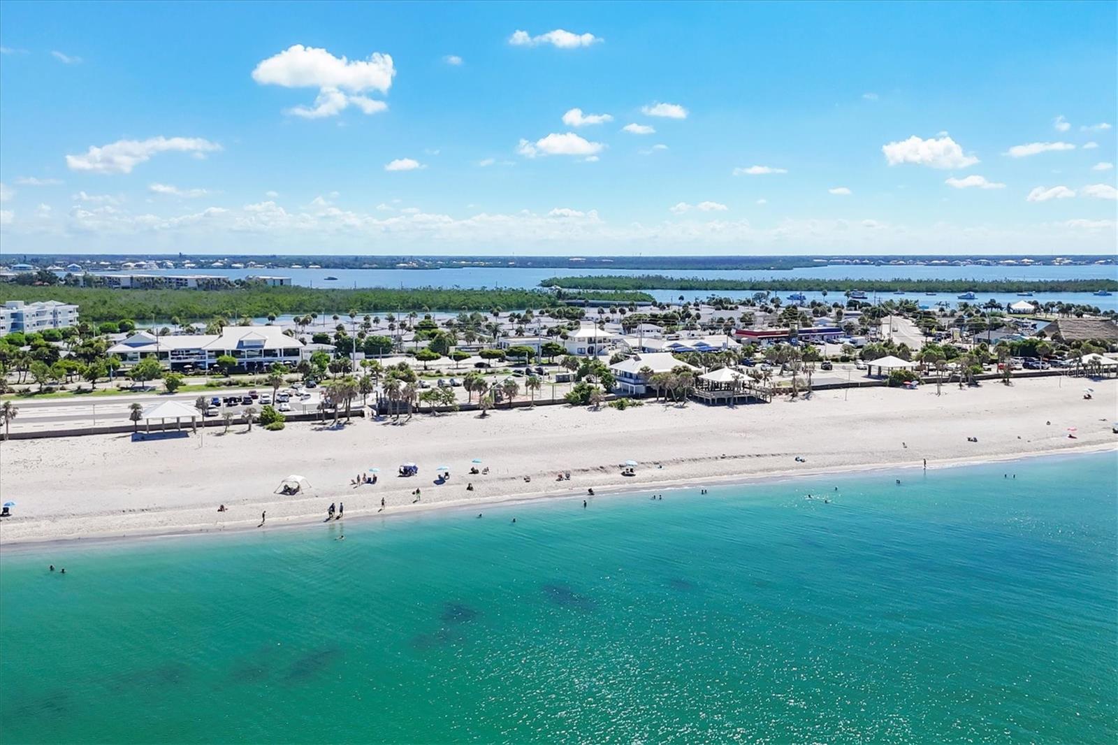 Image 69 of 94 For 3917 Cape Haze Dr  601