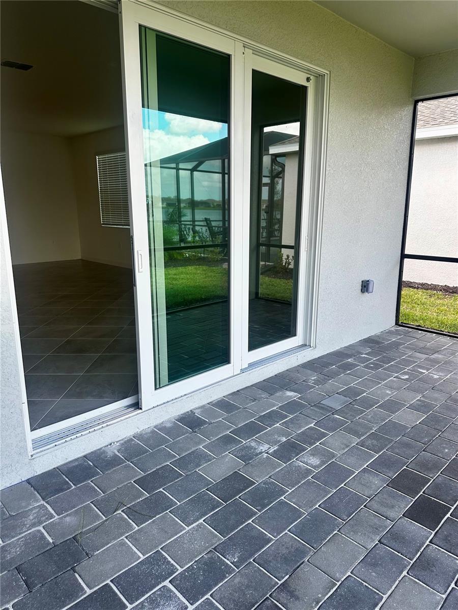 Image 4 of 11 For 8384 Waterscape Road