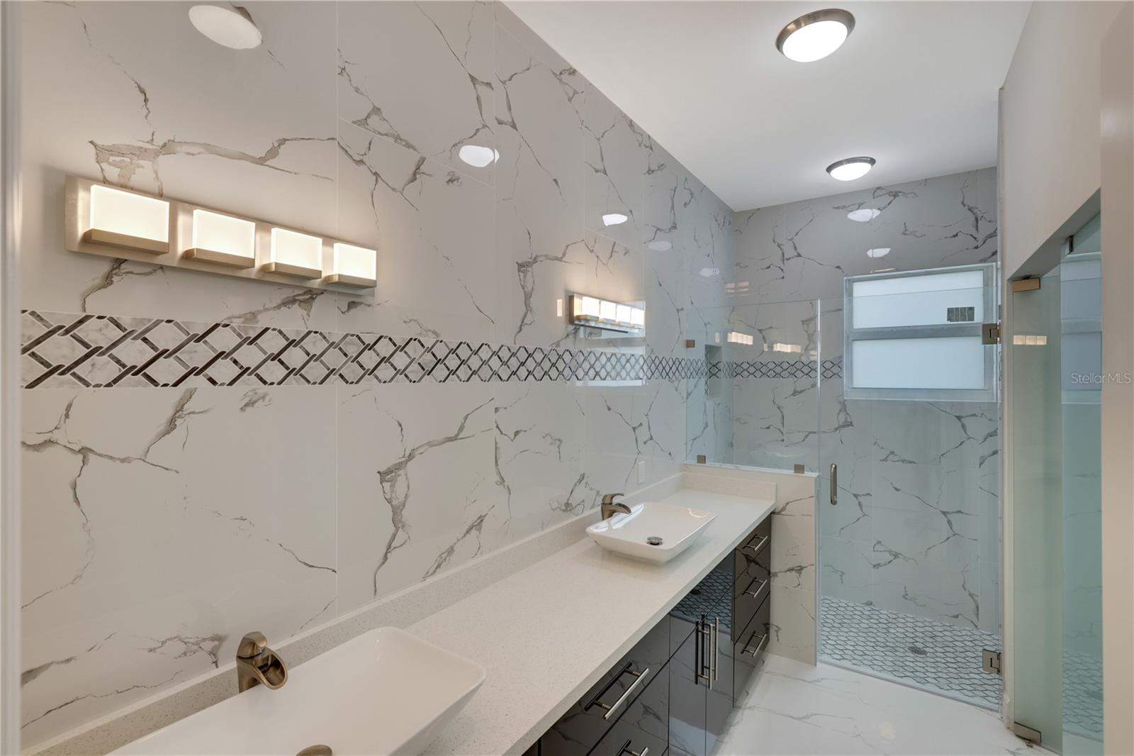 Image 24 of 45 For 118 Green Pine Park