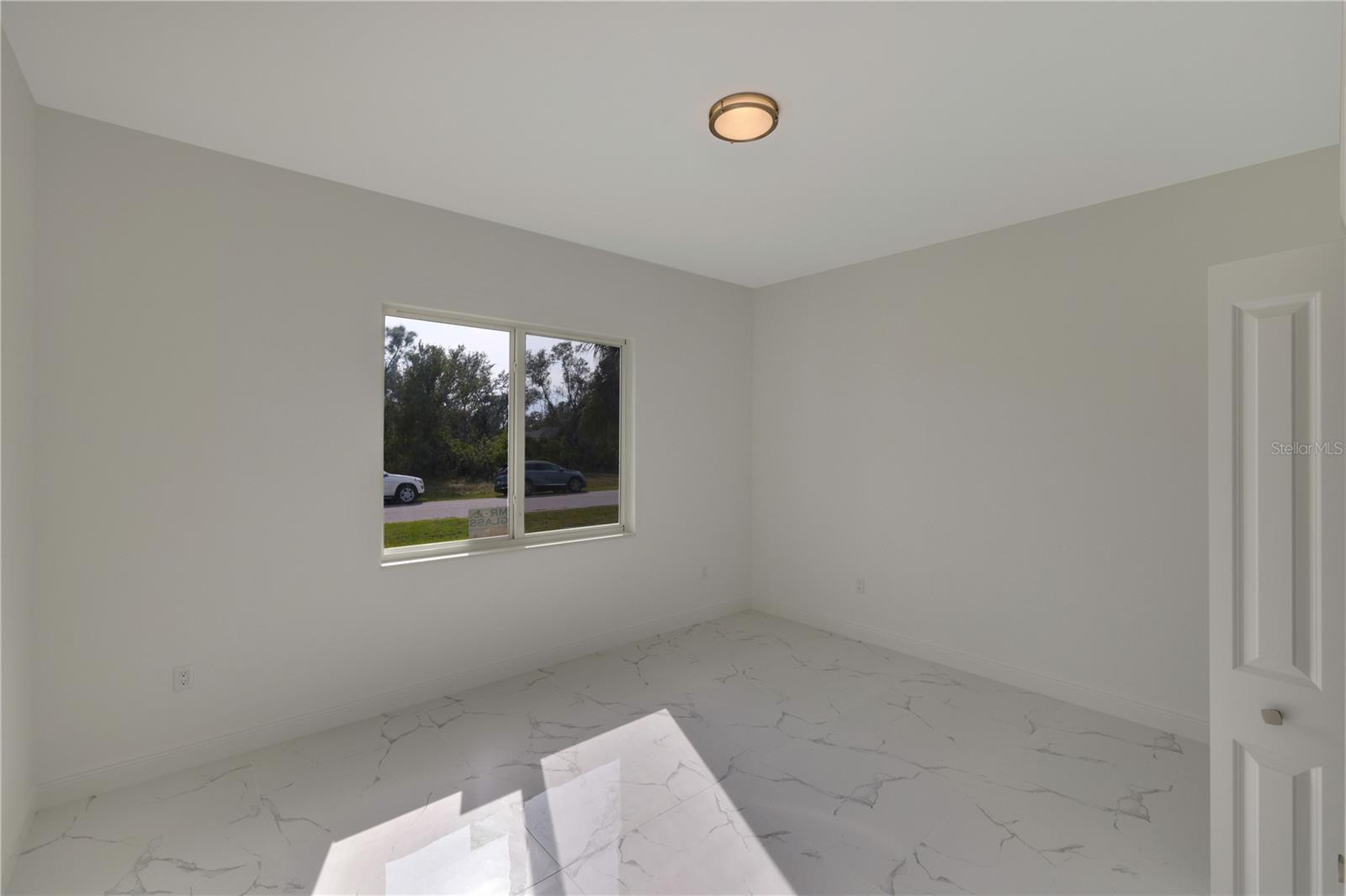 Image 28 of 45 For 118 Green Pine Park