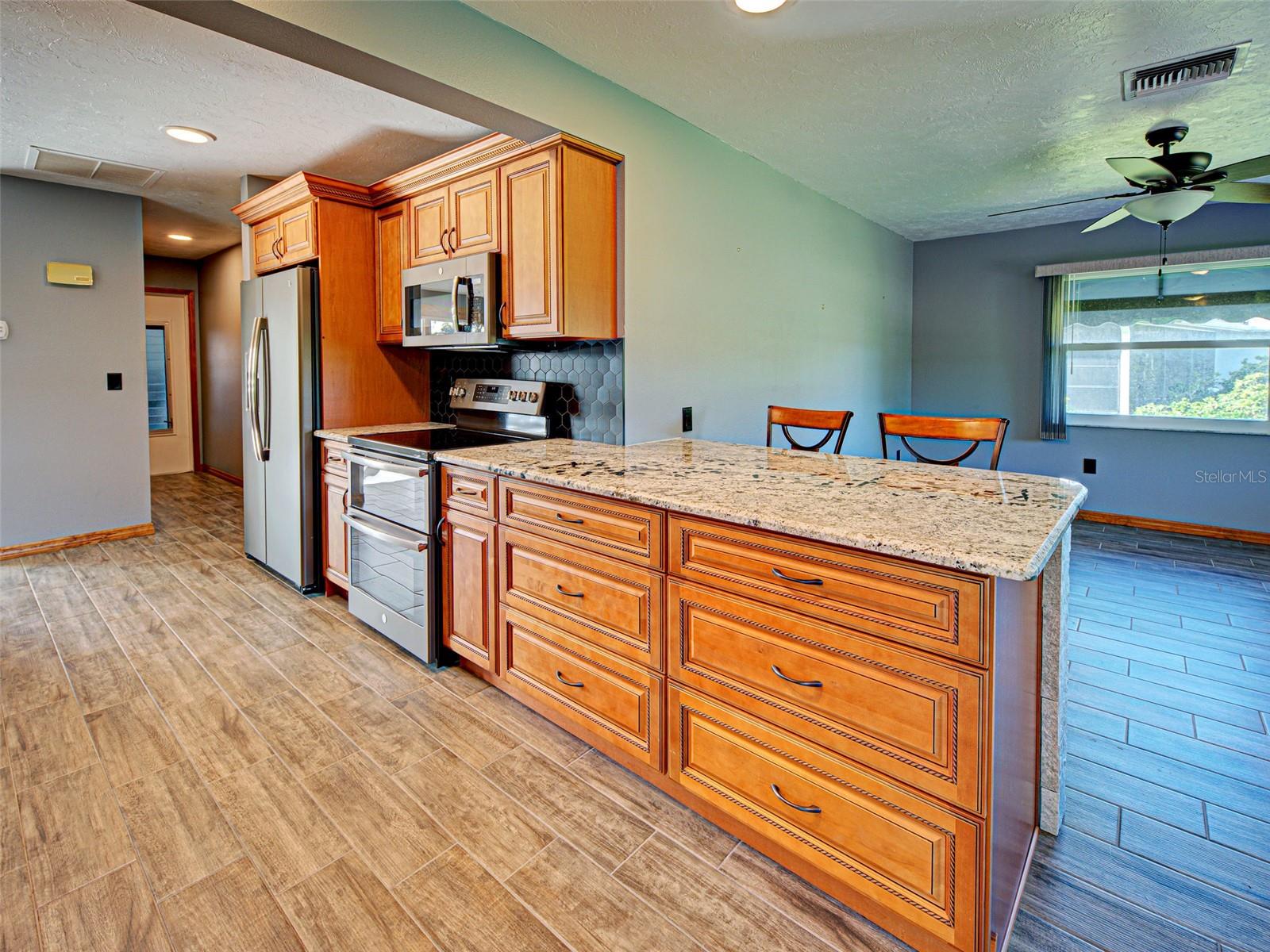 Image 13 of 41 For 7 Old Trail Road