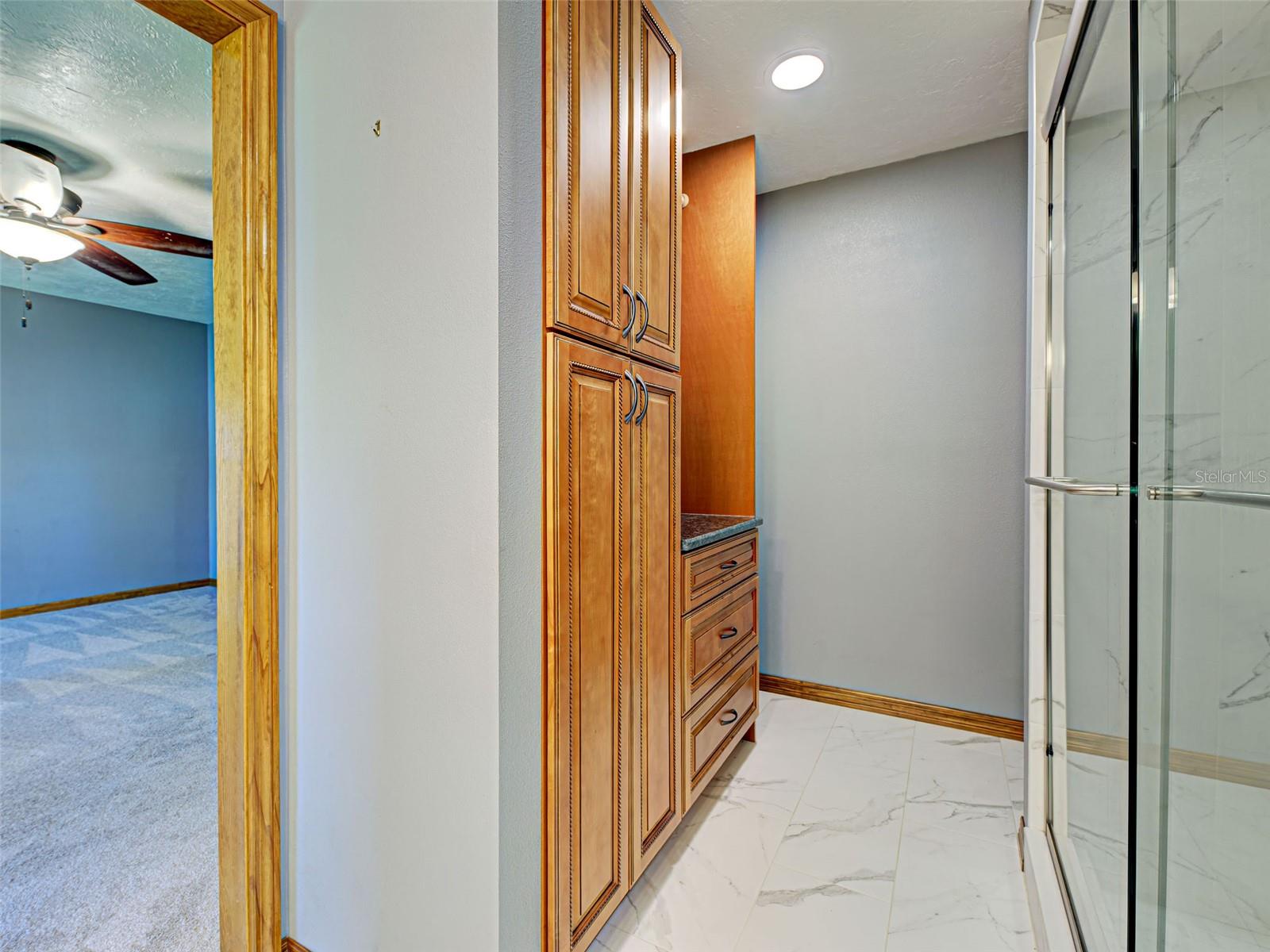 Image 18 of 41 For 7 Old Trail Road