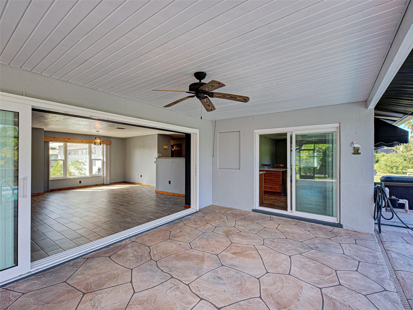 Image 30 of 41 For 7 Old Trail Road