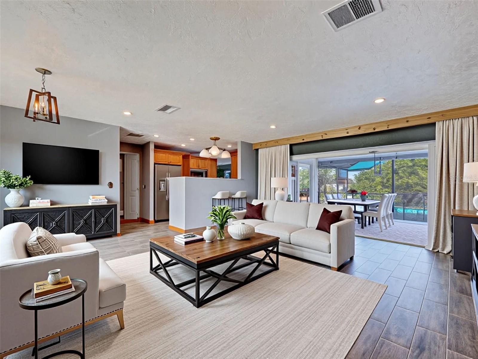 Image 7 of 41 For 7 Old Trail Road