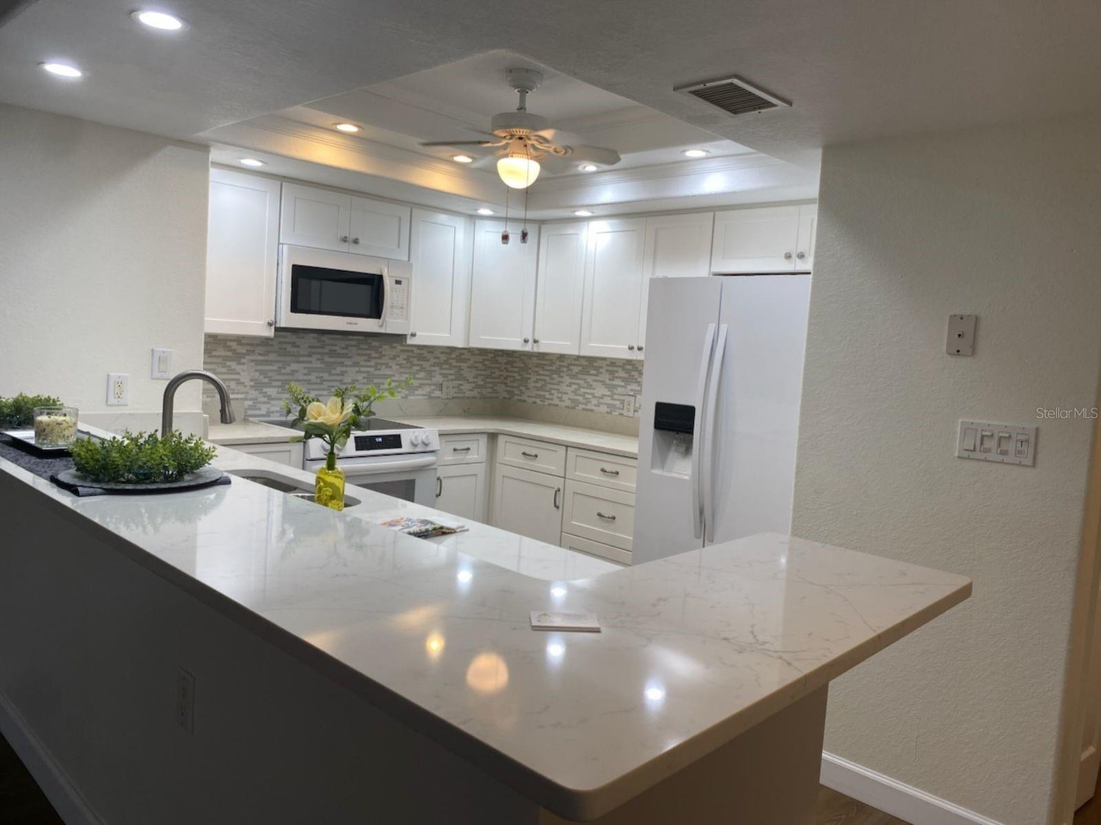 Image 3 of 14 For 601 Shreve Street 64c