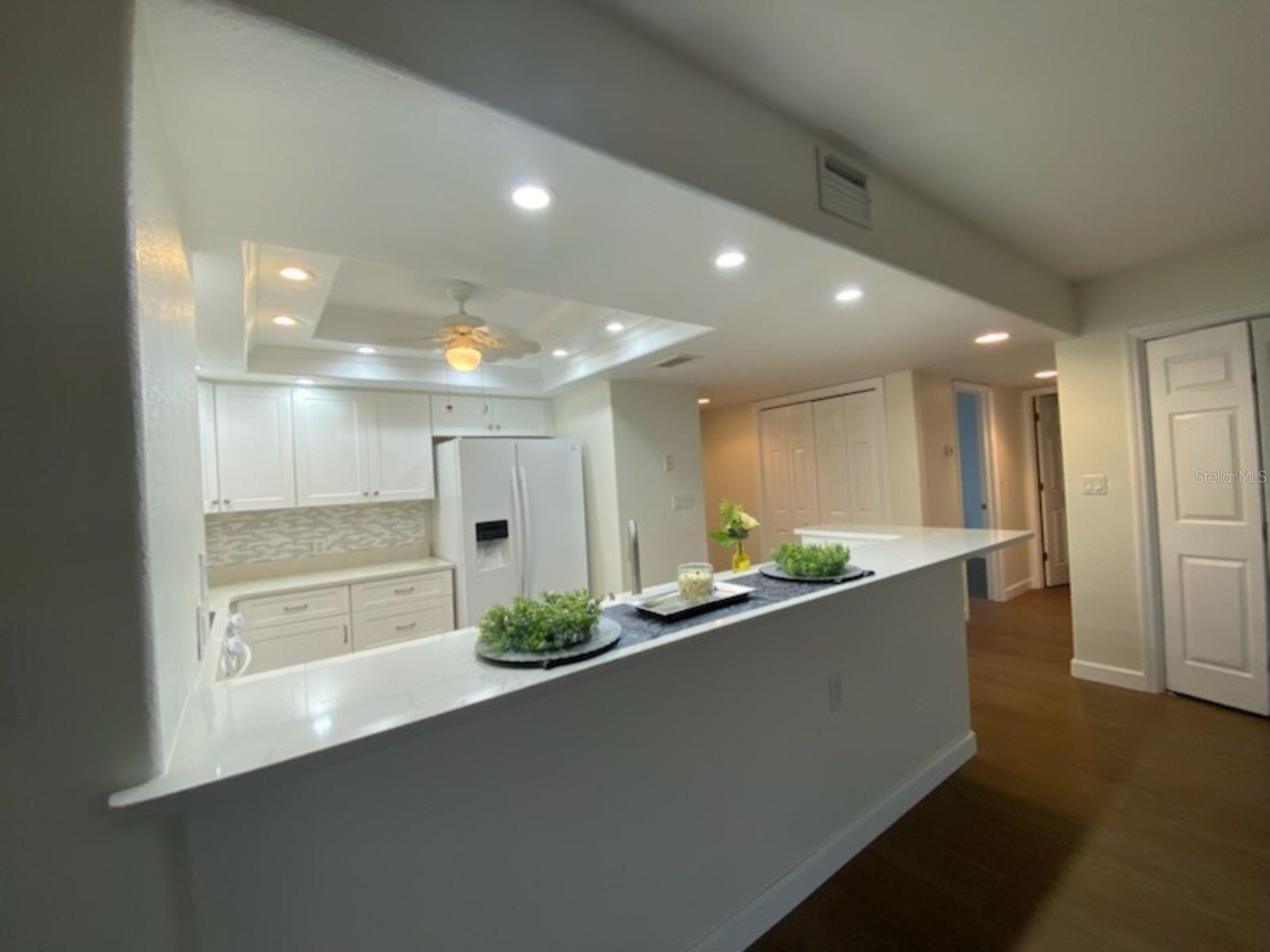 Image 4 of 14 For 601 Shreve Street 64c