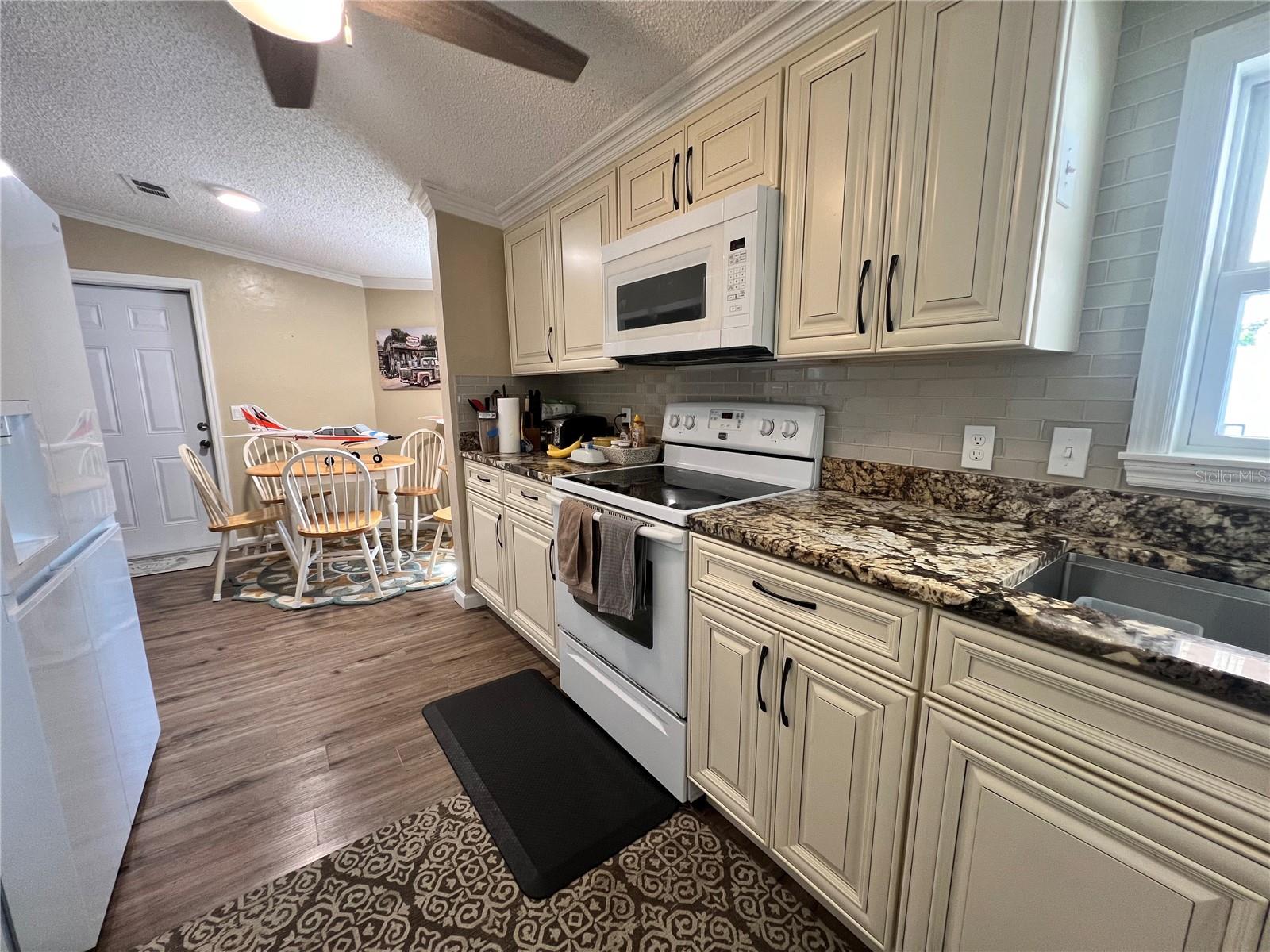 Image 12 of 61 For 2233 Brookwood Drive