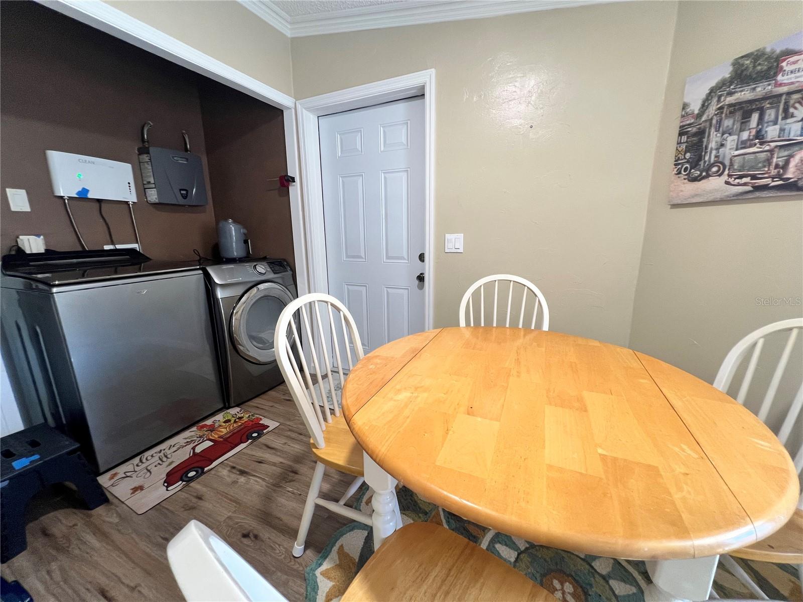 Image 14 of 61 For 2233 Brookwood Drive