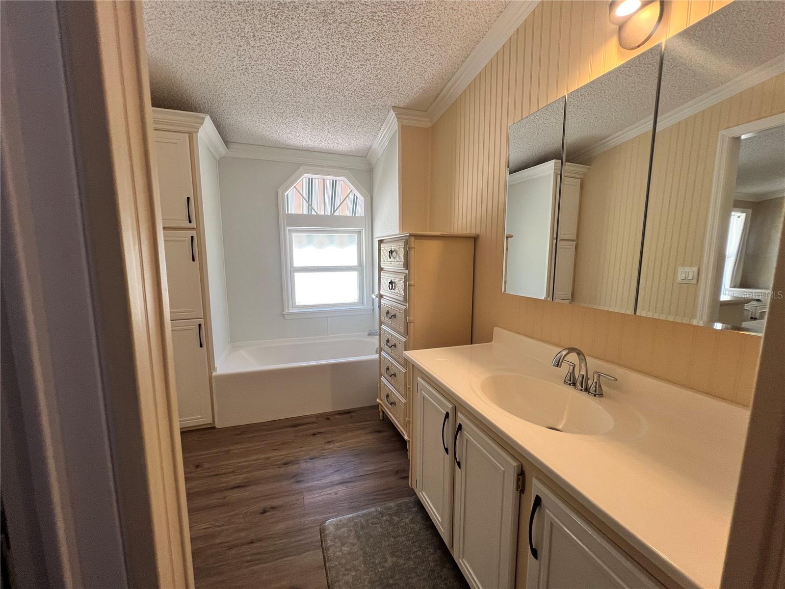 Image 20 of 61 For 2233 Brookwood Drive