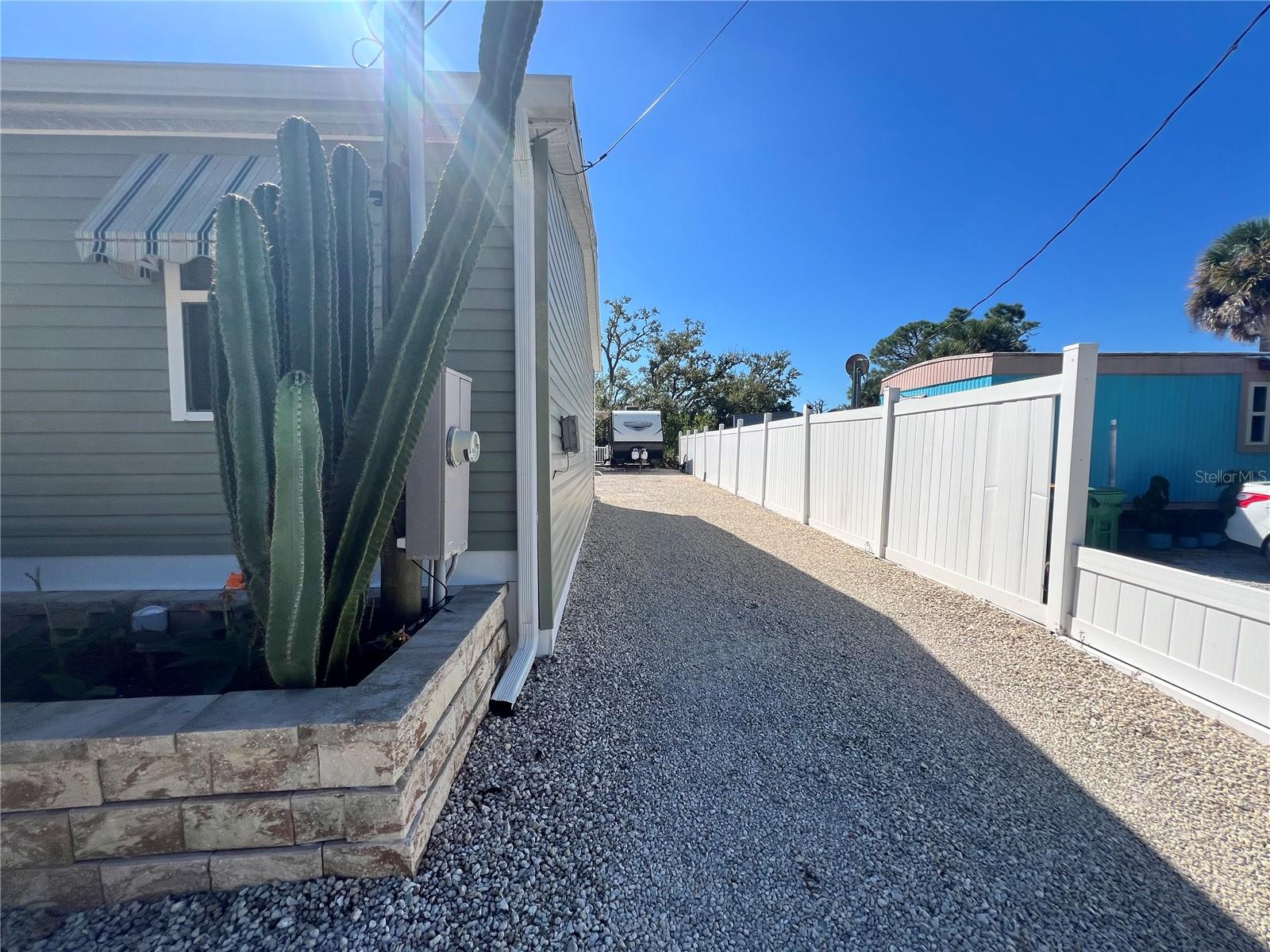 Image 38 of 61 For 2233 Brookwood Drive