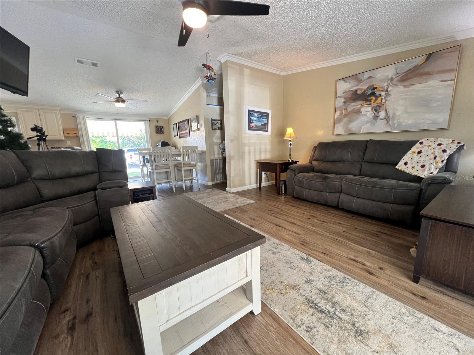Image 5 of 61 For 2233 Brookwood Drive